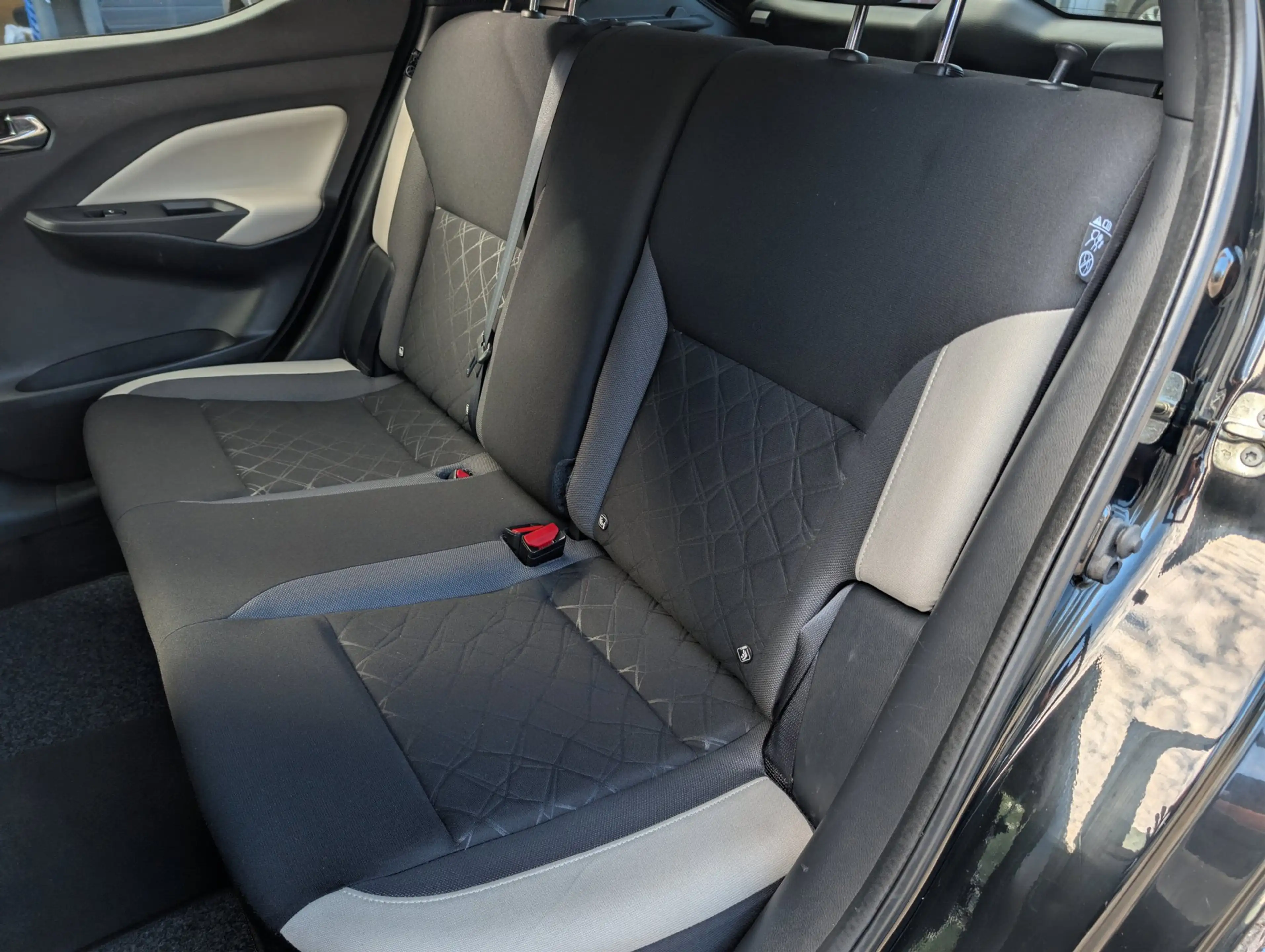 Nissan Micra 1.0 IG-T N-Connecta — photo 24