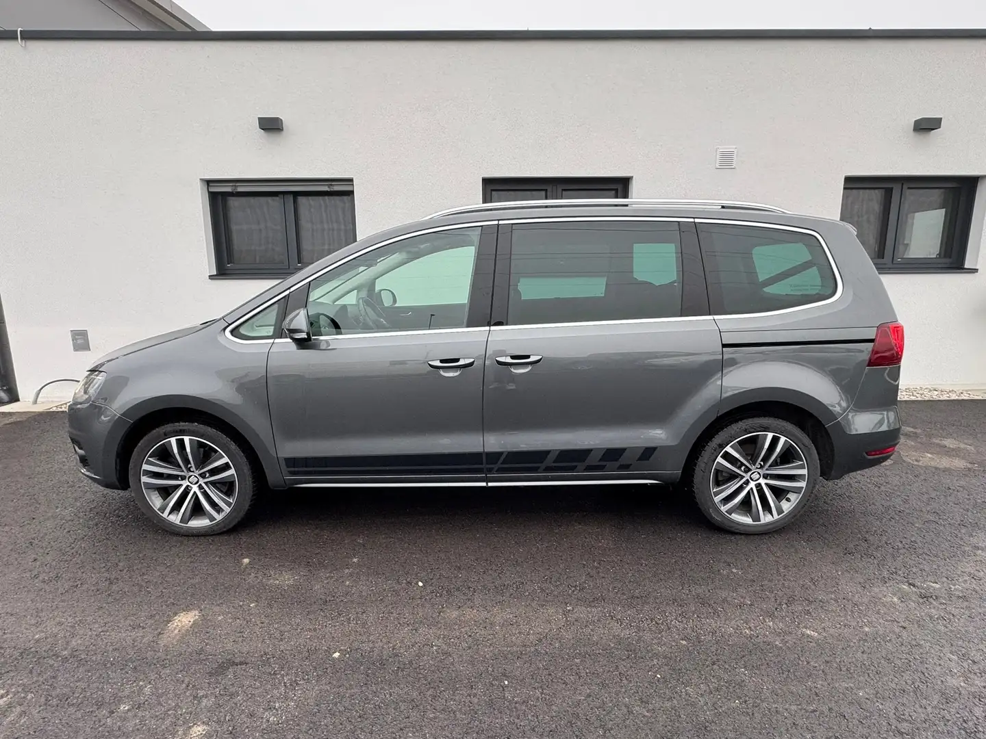 SEAT Alhambra FR-Line 4 Motion !7Sitze!1.Besitz/ACC/Navi/RFK Grau - 2