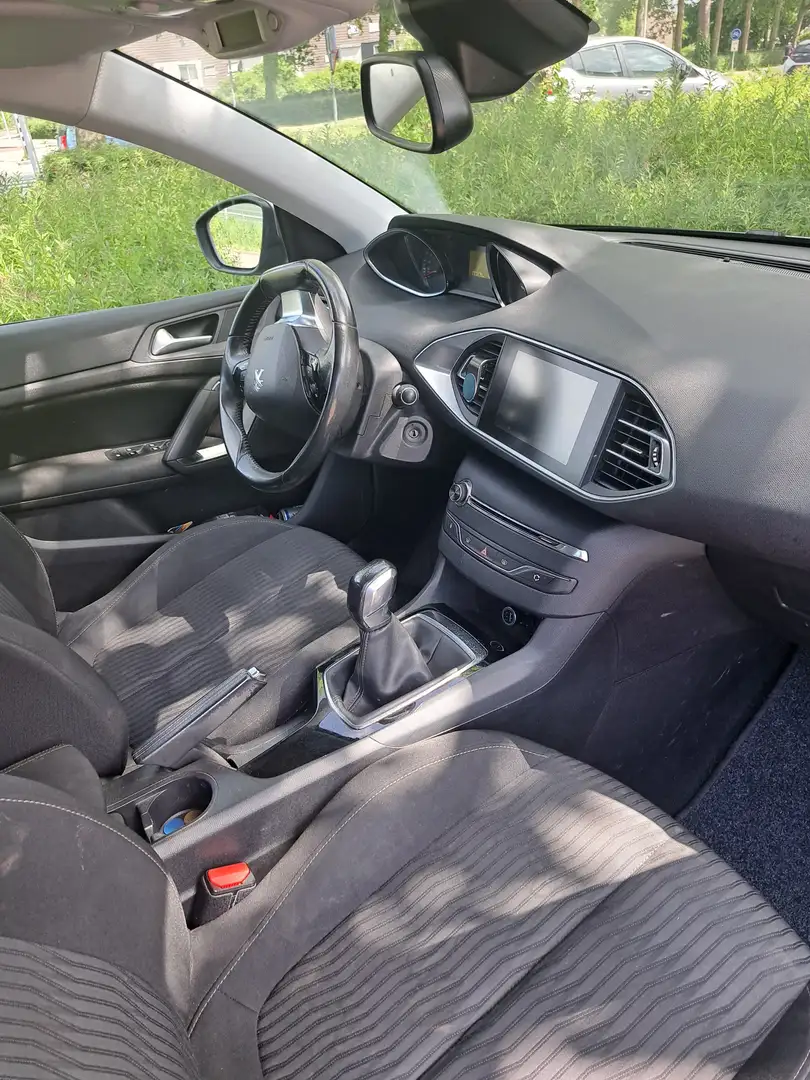 Peugeot 308 1.2 VTi Active Gris - 2