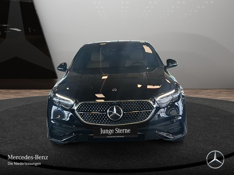 Mercedes-Benz E 220 d AMG WideScreen Pano Burmester Distr. LED — photo 3
