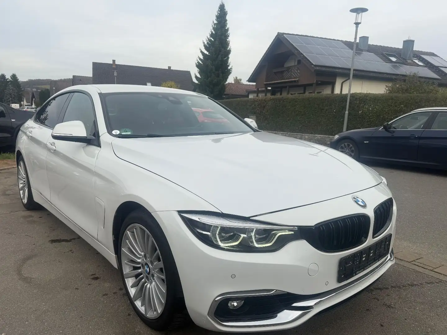 BMW 420 4 Gran Coupe 420 i Luxury Line*NEU*TÜV*NAVI Weiß - 1