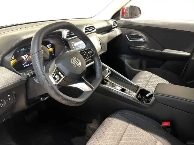 MG ZS view 11
