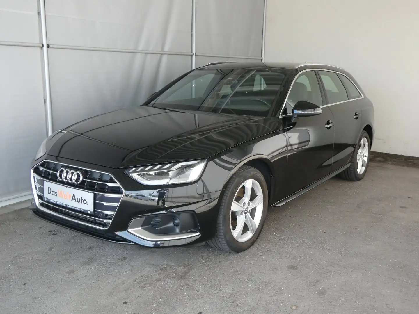 Audi A4 35 TFSI advanced Schwarz - 1