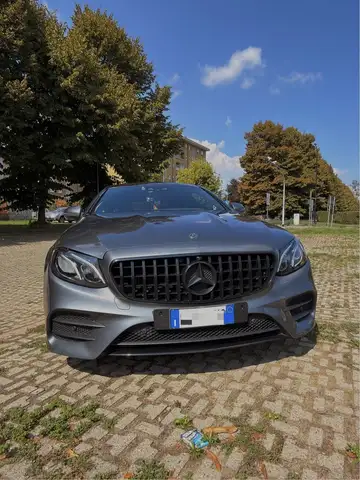 Mercedes-Benz E 220