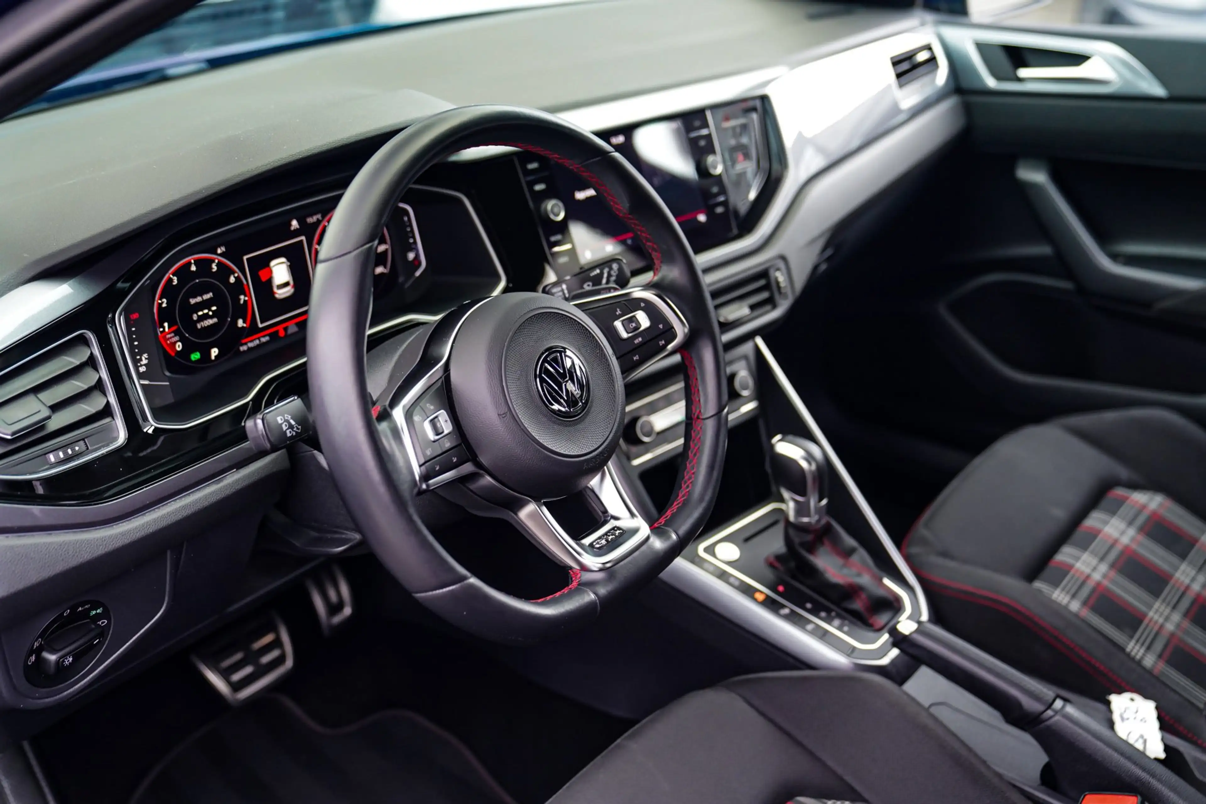 Volkswagen Polo GTI 2.0 TSI | LED | Stoelverwarming | Achteruitrijcame — photo 15