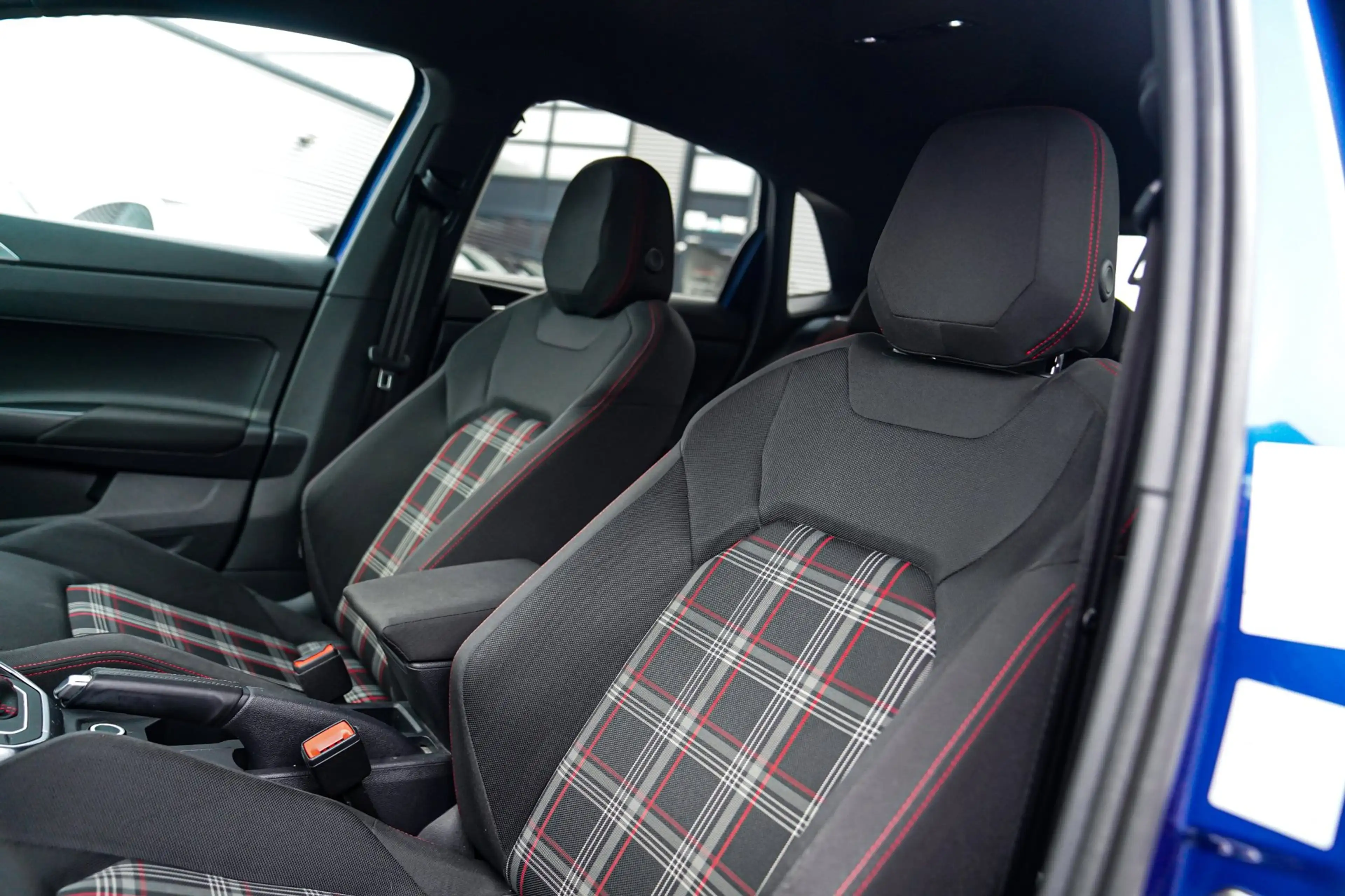 Volkswagen Polo GTI 2.0 TSI | LED | Stoelverwarming | Achteruitrijcame — photo 28