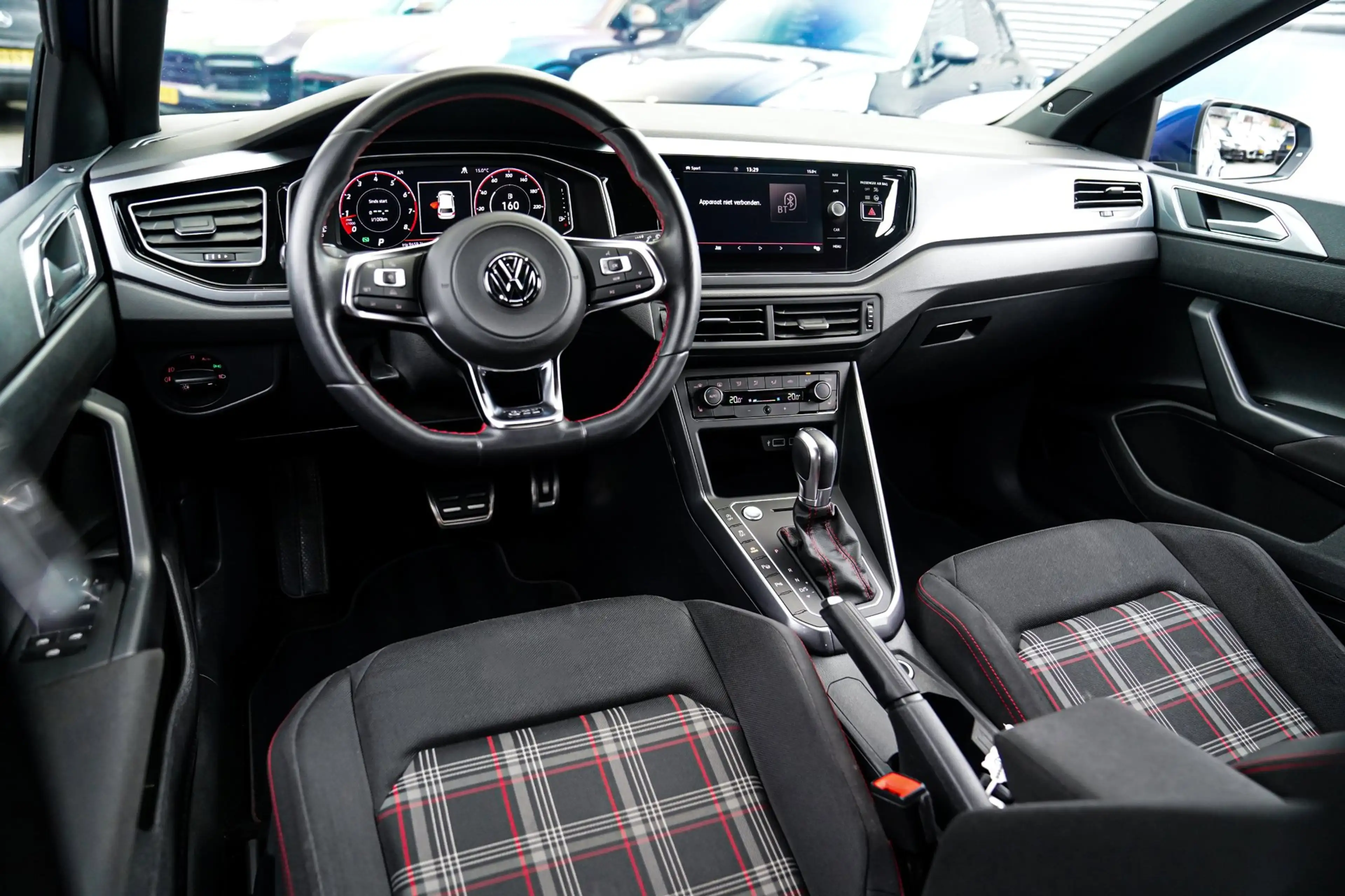 Volkswagen Polo GTI 2.0 TSI | LED | Stoelverwarming | Achteruitrijcame — photo 3