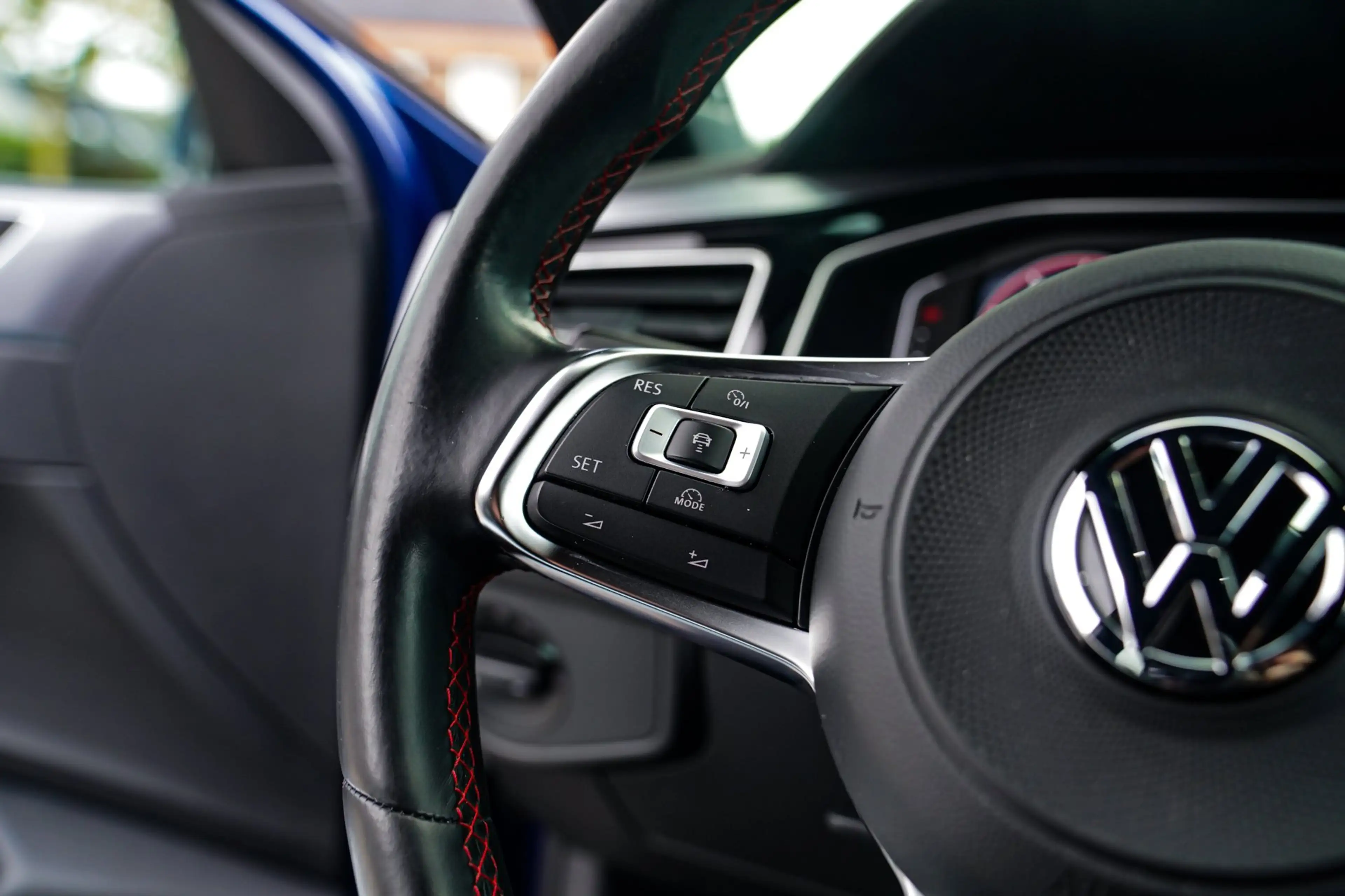 Volkswagen Polo GTI 2.0 TSI | LED | Stoelverwarming | Achteruitrijcame — photo 31