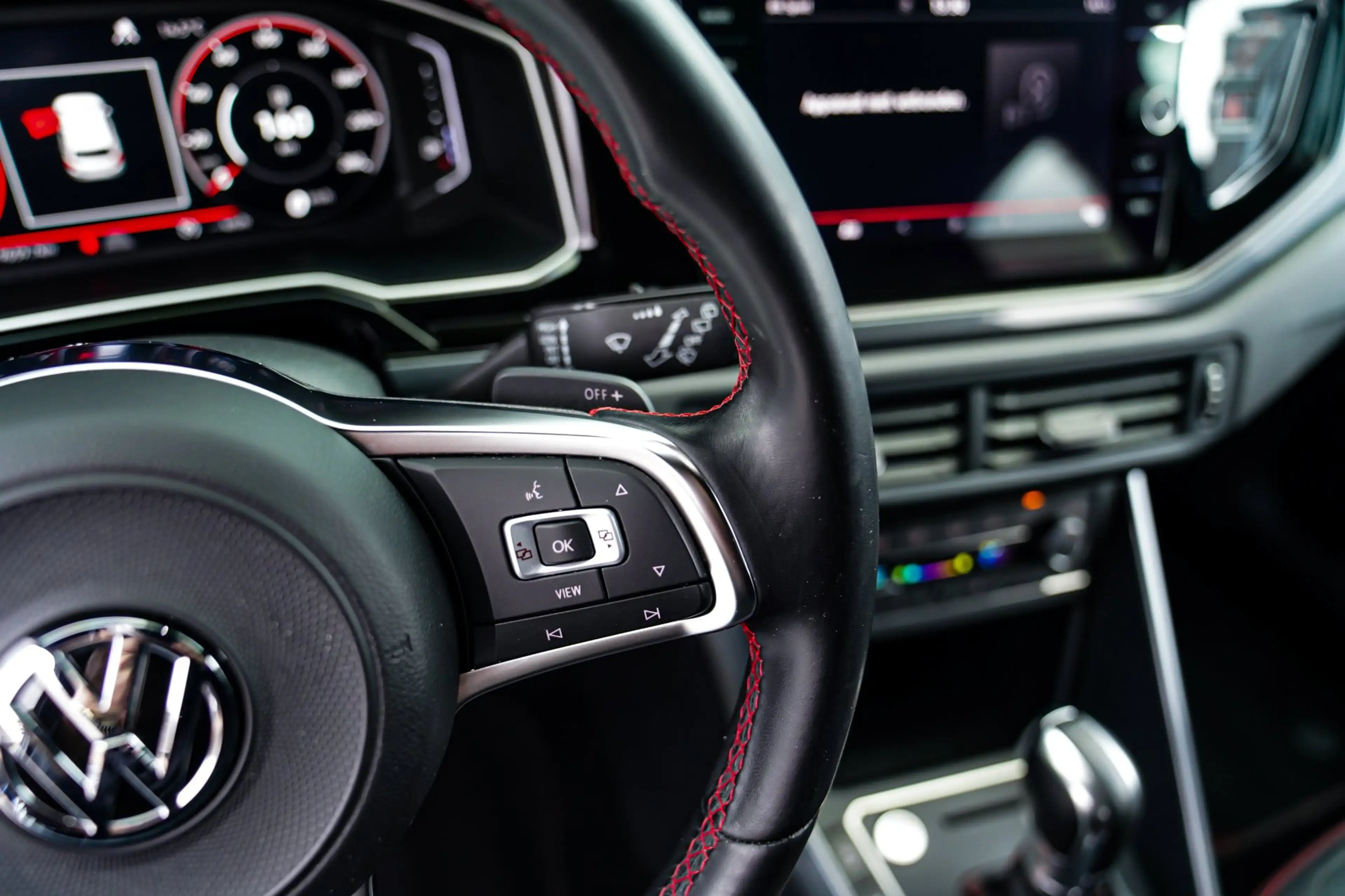 Volkswagen Polo GTI 2.0 TSI | LED | Stoelverwarming | Achteruitrijcame — photo 16