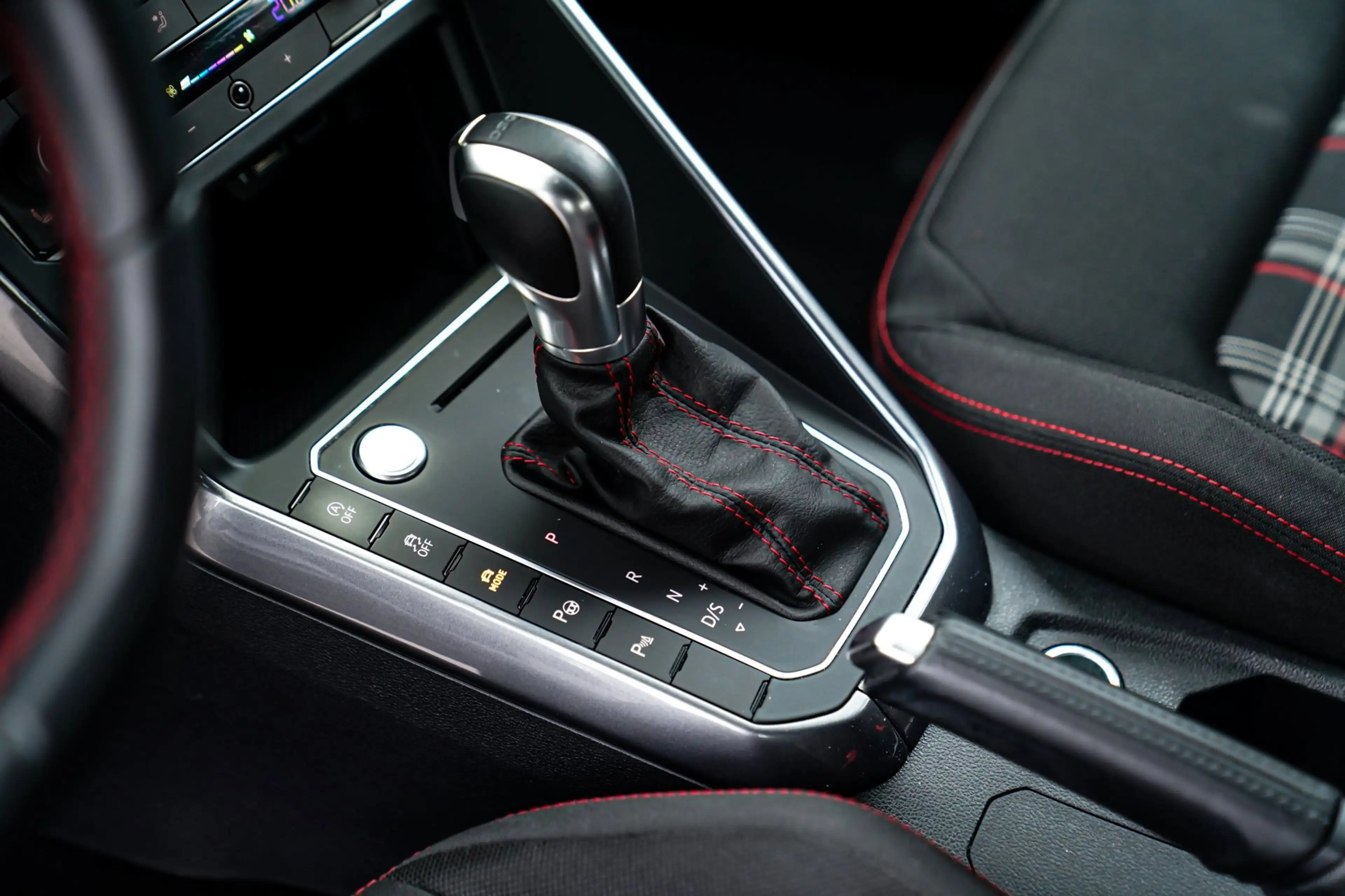 Volkswagen Polo GTI 2.0 TSI | LED | Stoelverwarming | Achteruitrijcame — photo 13