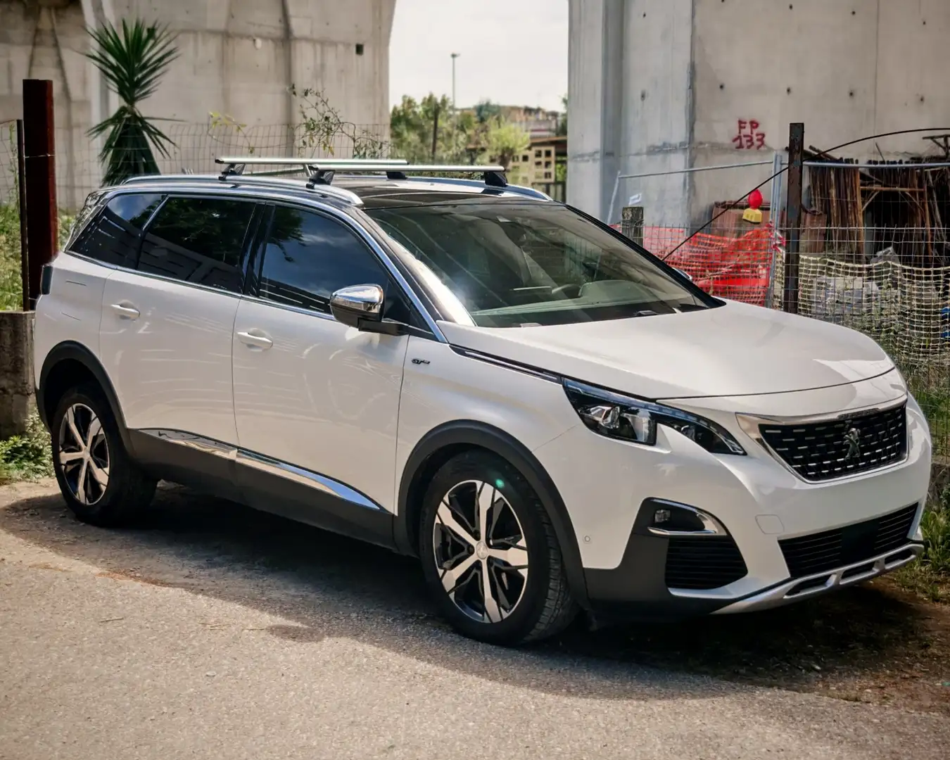 Peugeot 5008 2.0 bluehdi GT s&s 180cv 7p.ti eat6 - 1