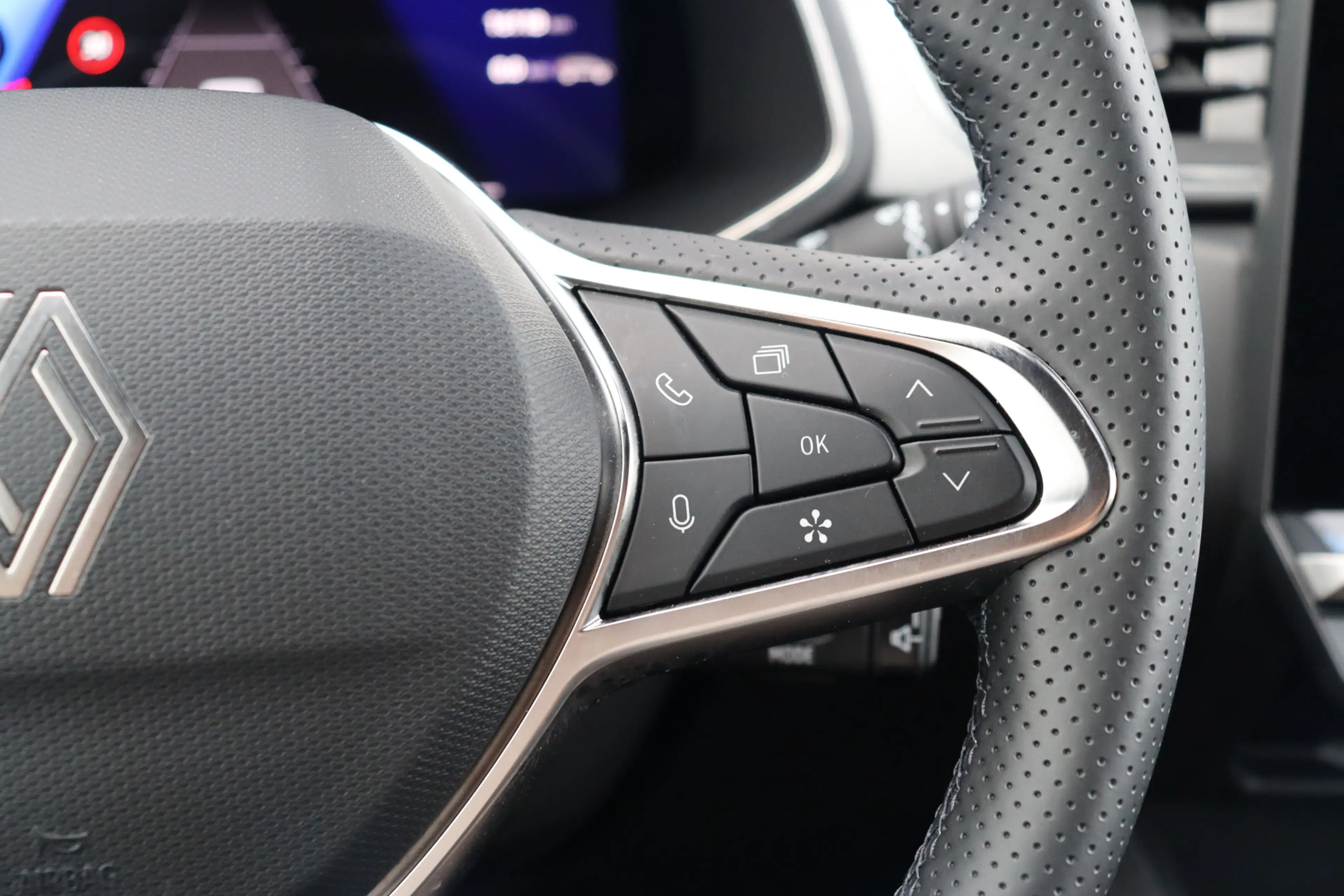 Renault Symbioz 1.8 E-Tech full hybrid 160 techno HEV | Adap. Crui — photo 11