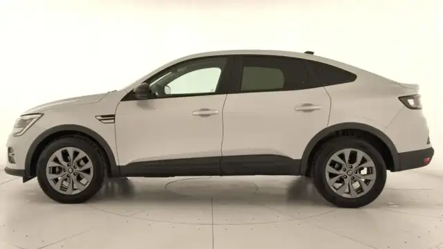 Renault Arkana view 3