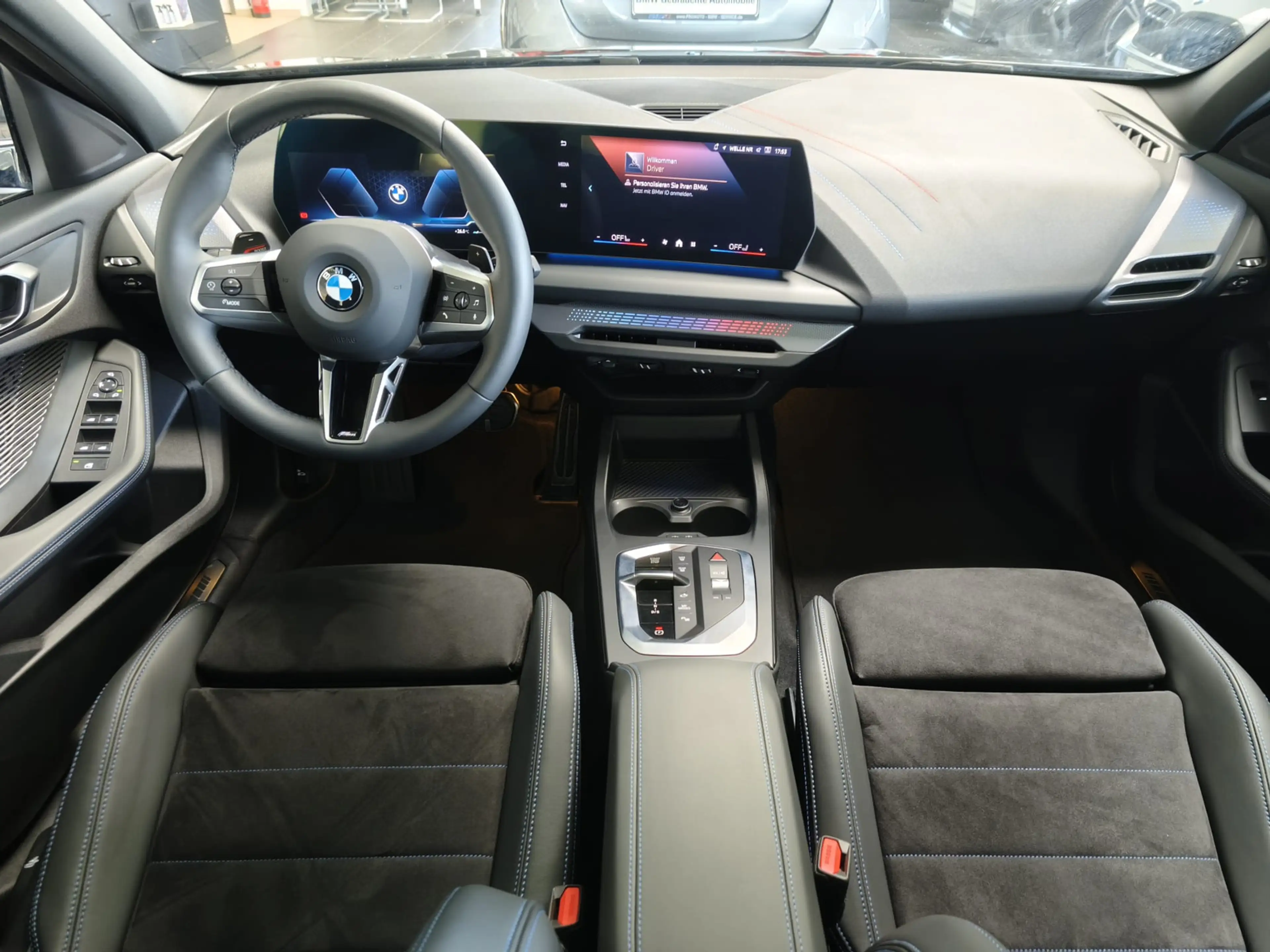 BMW 120 i M Sport Dr.As+/19"/ACC/PANO — photo 11