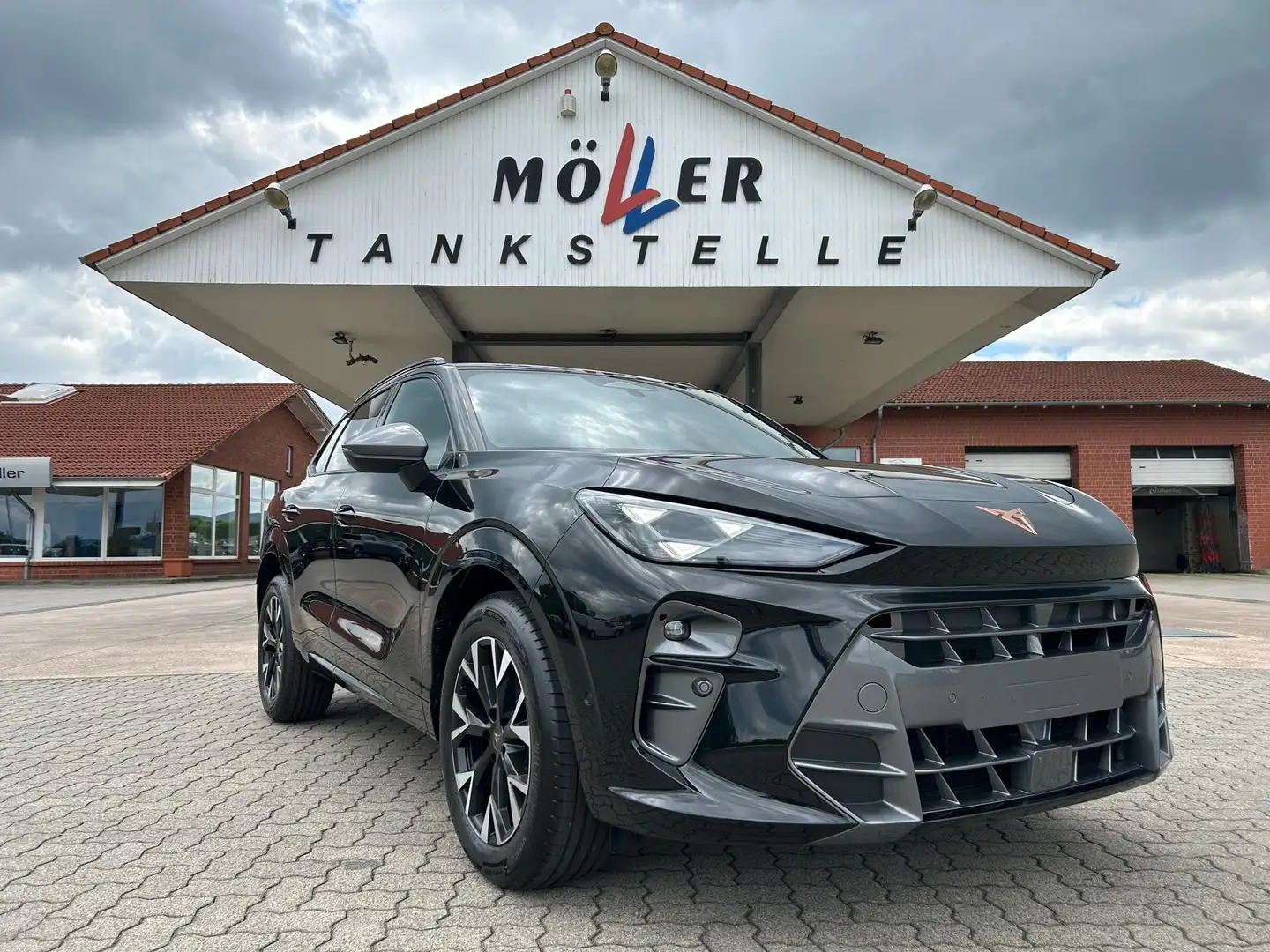 CUPRA Terramar 1.5 TSI DSG / Sitzheizung AHK Schwarz - 1