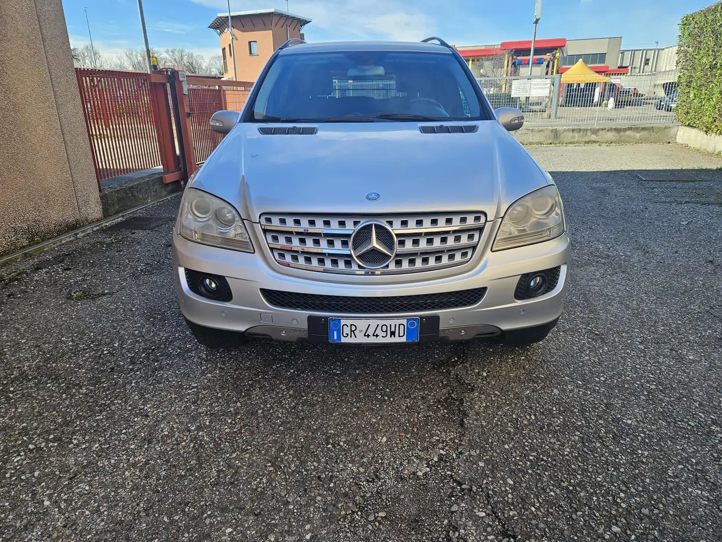 Mercedes-Benz ML 320 ML 320 cdi Sport auto autocarro Plateado - 2