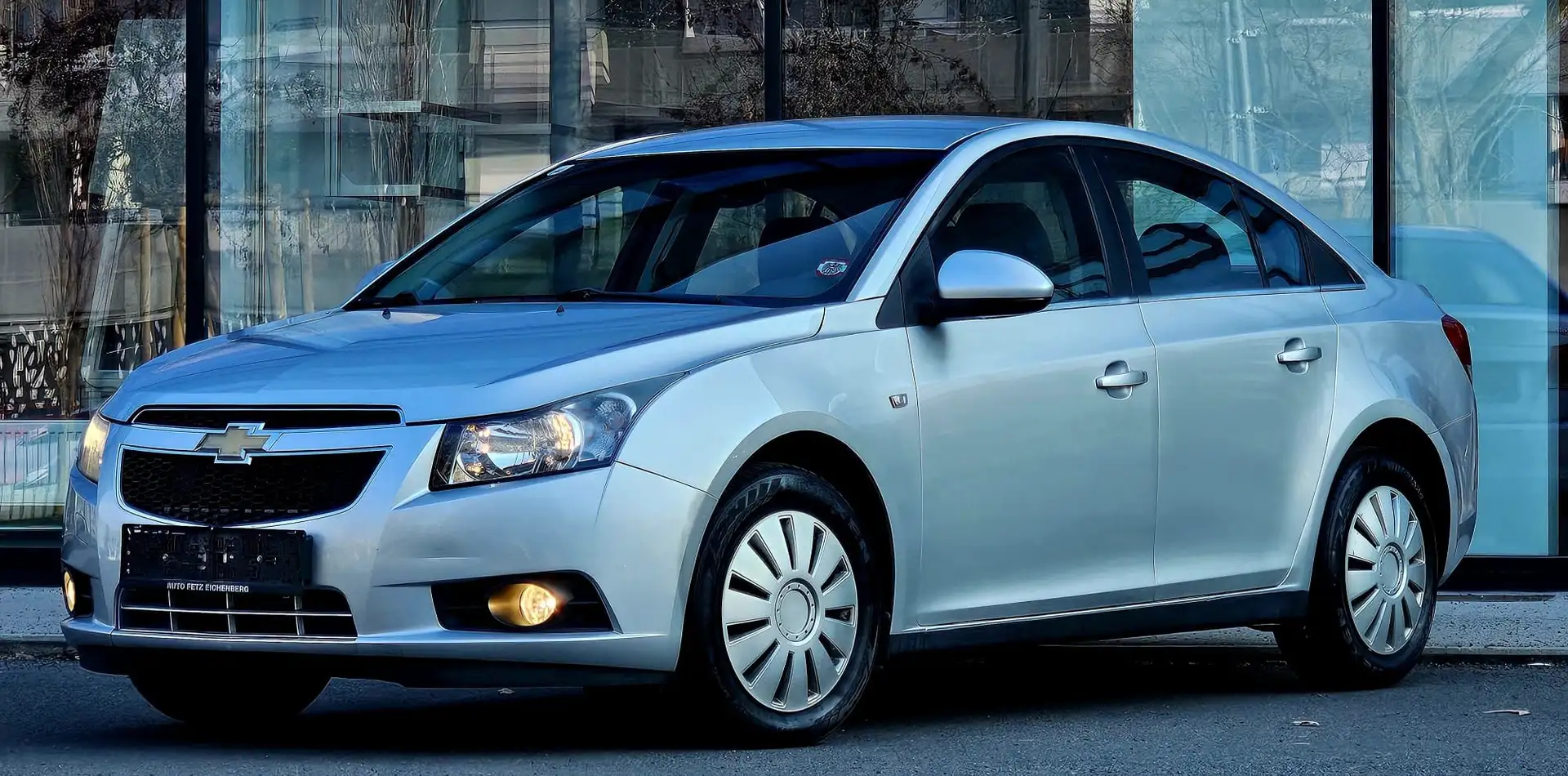 Chevrolet Cruze LT""Nur 92.000 Km""Neues Pickerl""Neues Service"" Grau - 1