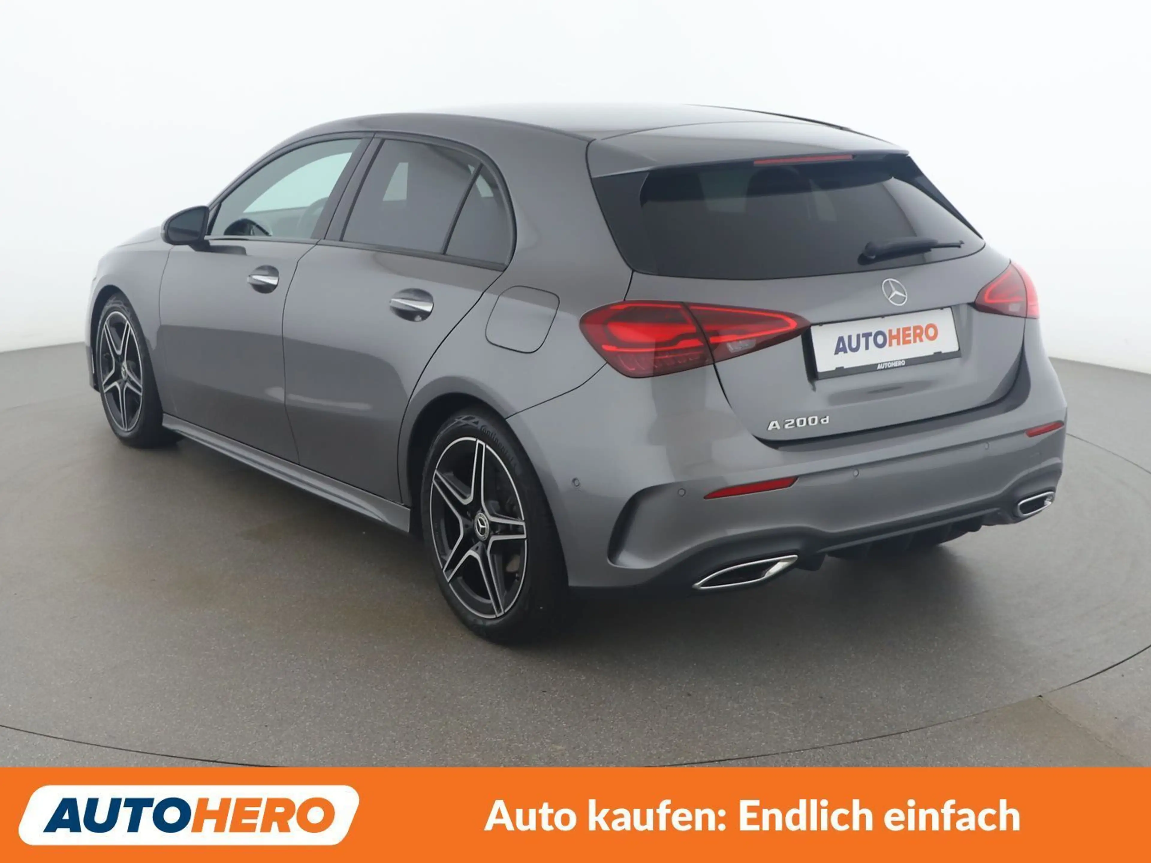 Mercedes-Benz A 200 A 200 d AMG Line — photo 4
