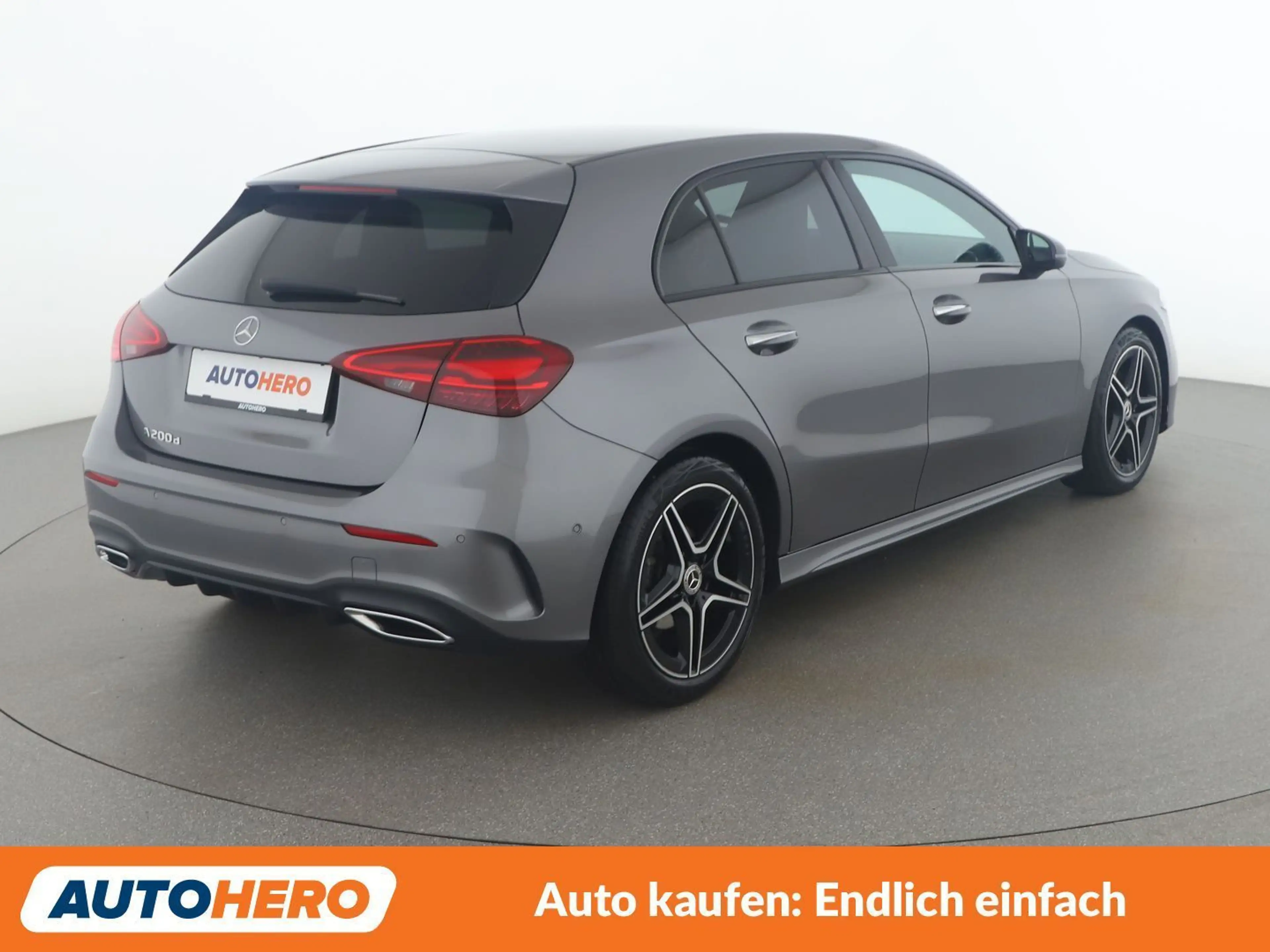 Mercedes-Benz A 200 A 200 d AMG Line — photo 6