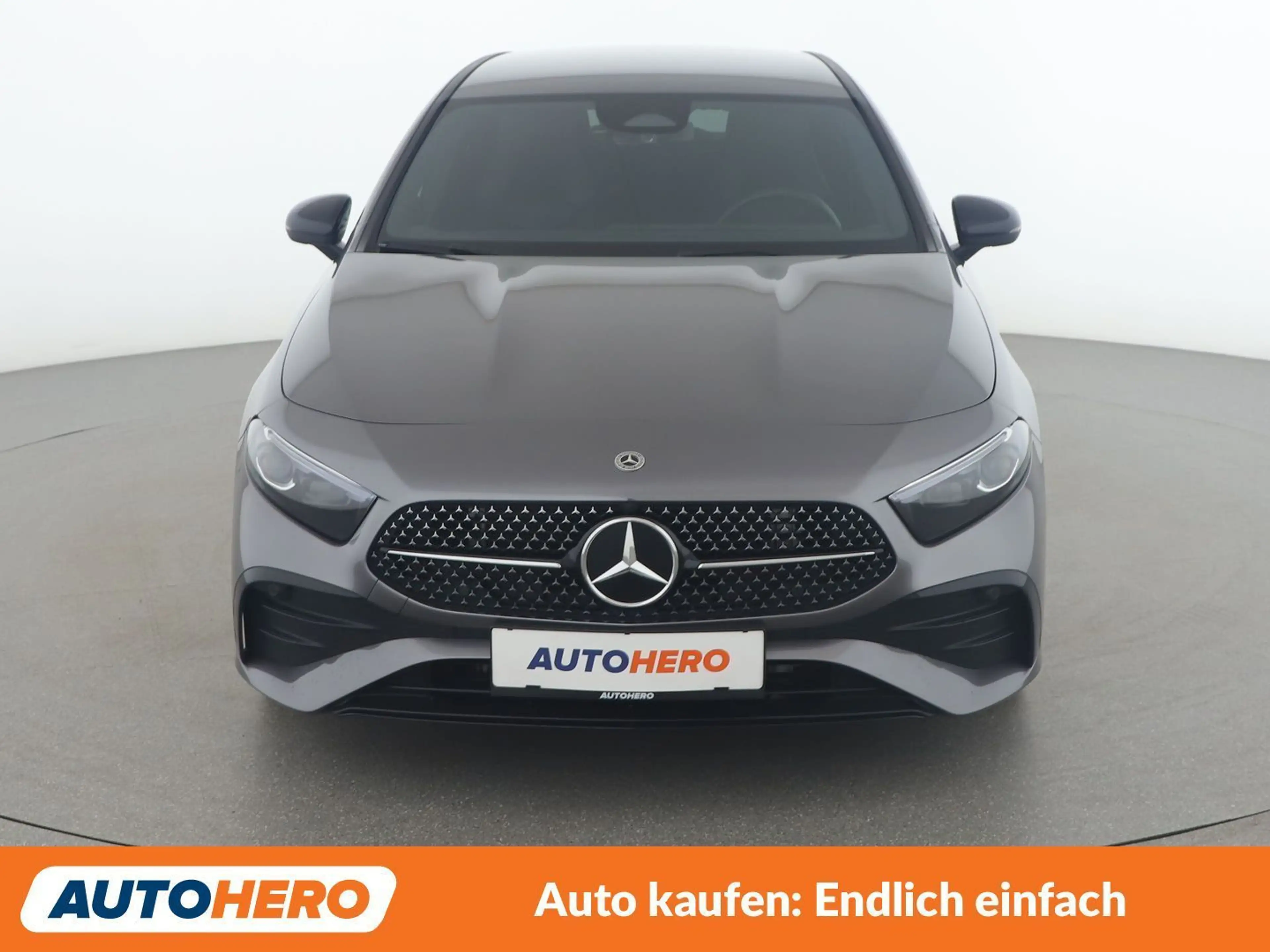Mercedes-Benz A 200 A 200 d AMG Line — photo 9