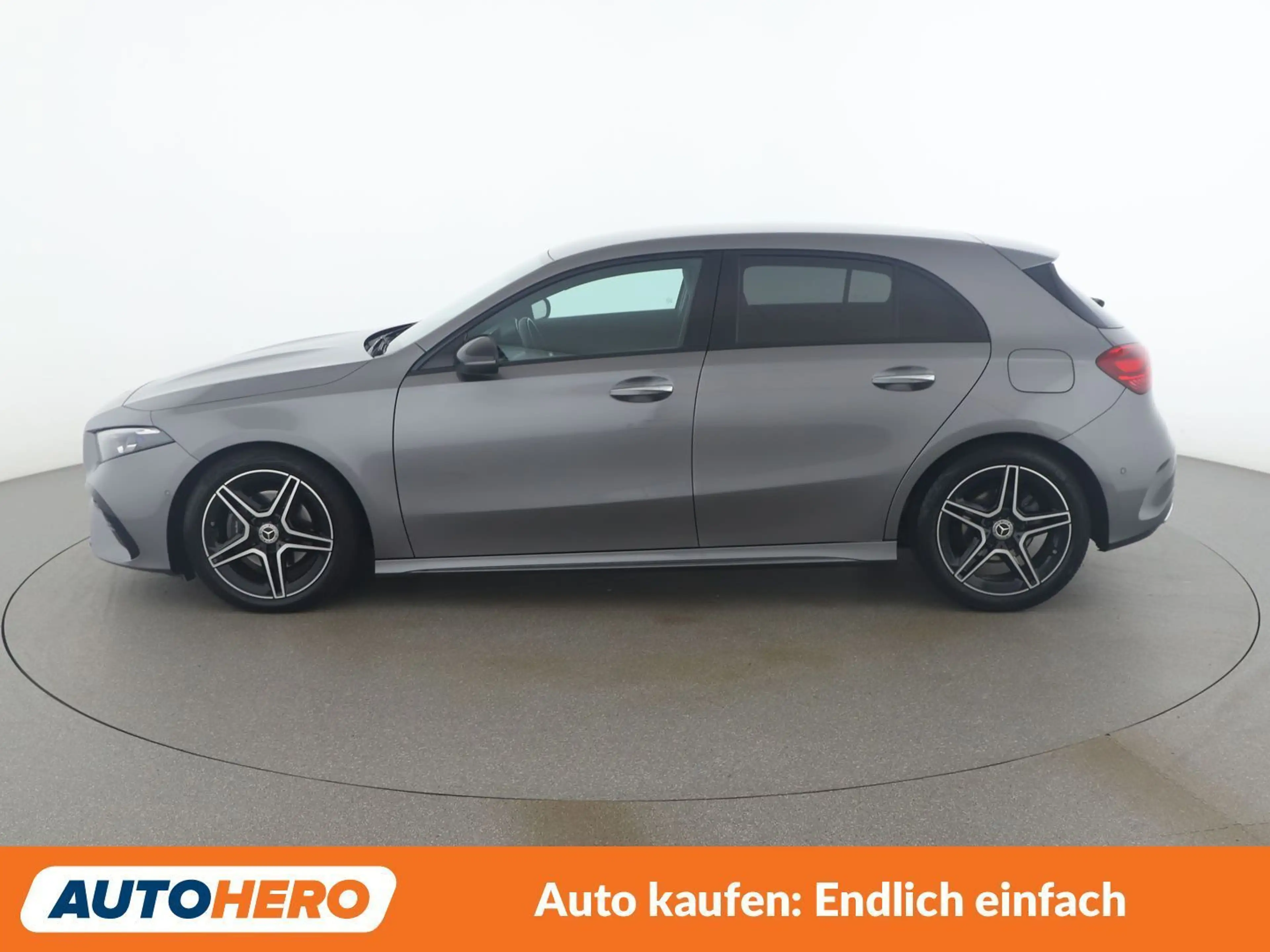 Mercedes-Benz A 200 A 200 d AMG Line — photo 3