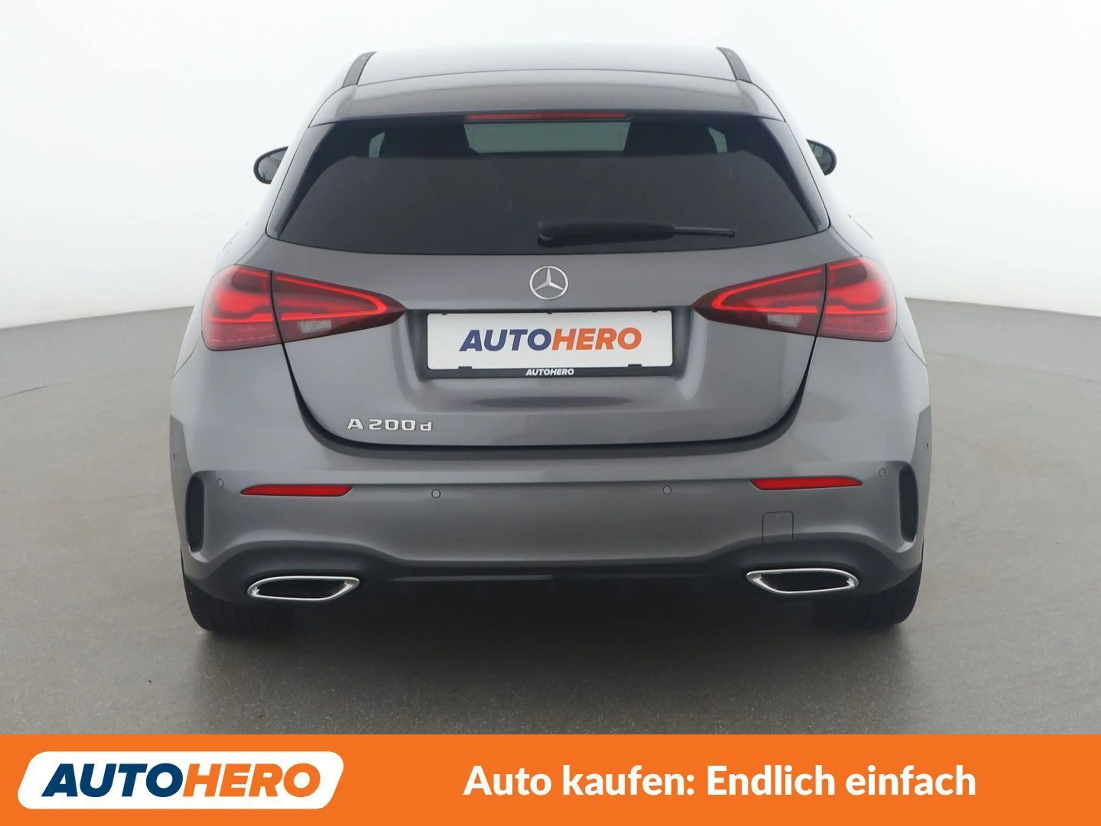 Mercedes-Benz A 200 A 200 d AMG Line — photo 5
