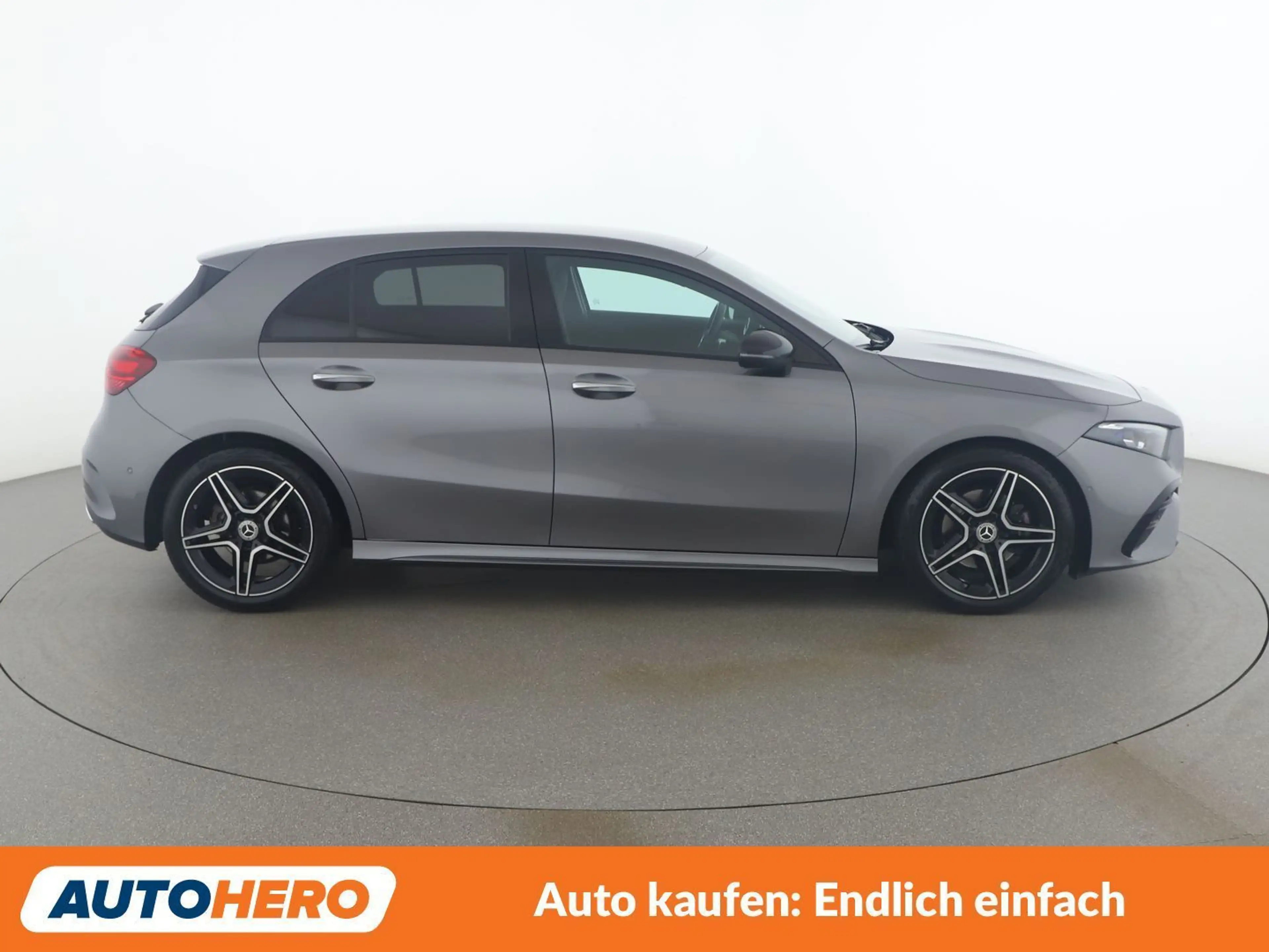 Mercedes-Benz A 200 A 200 d AMG Line — photo 7