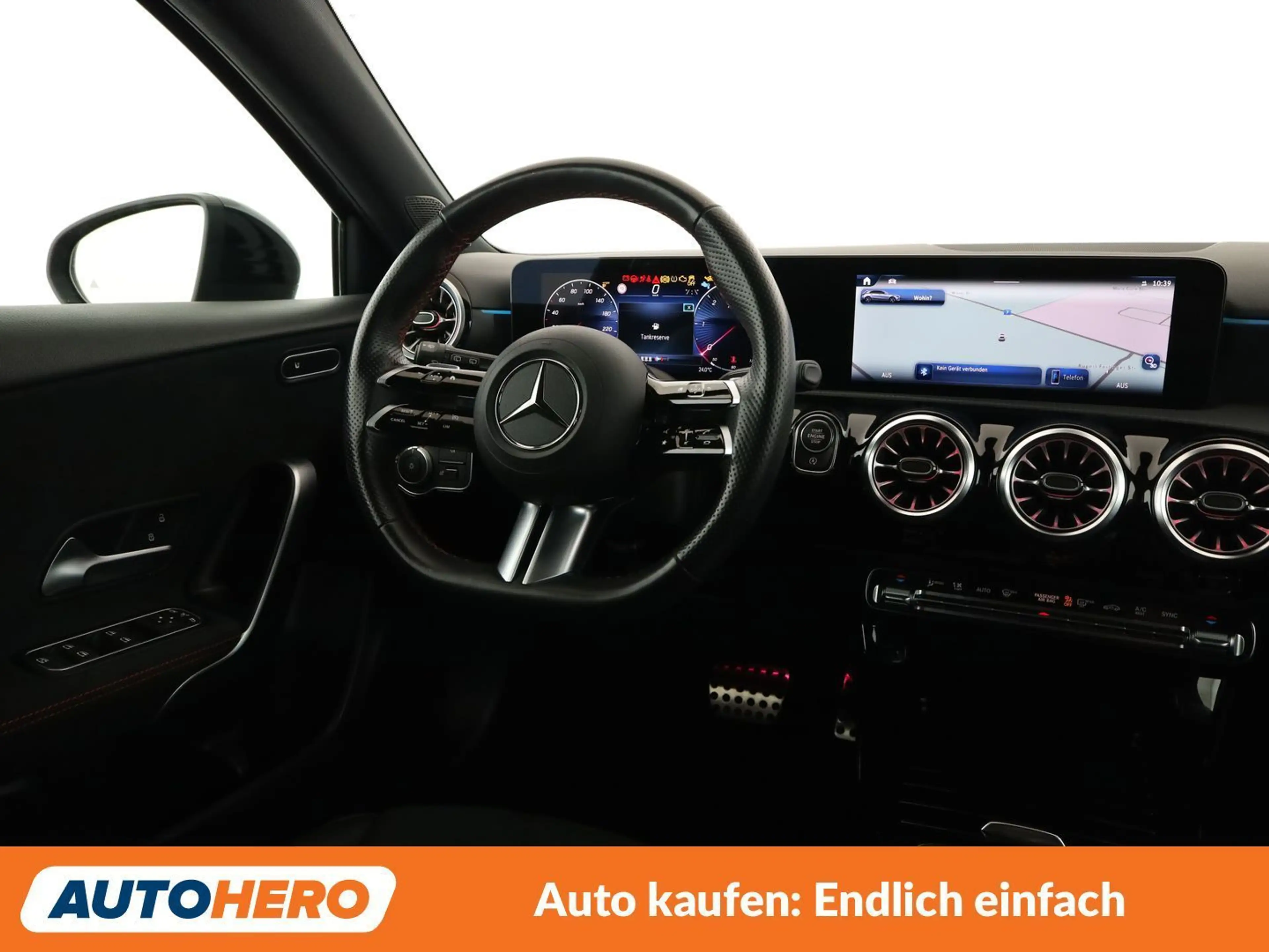 Mercedes-Benz A 200 A 200 d AMG Line — photo 13