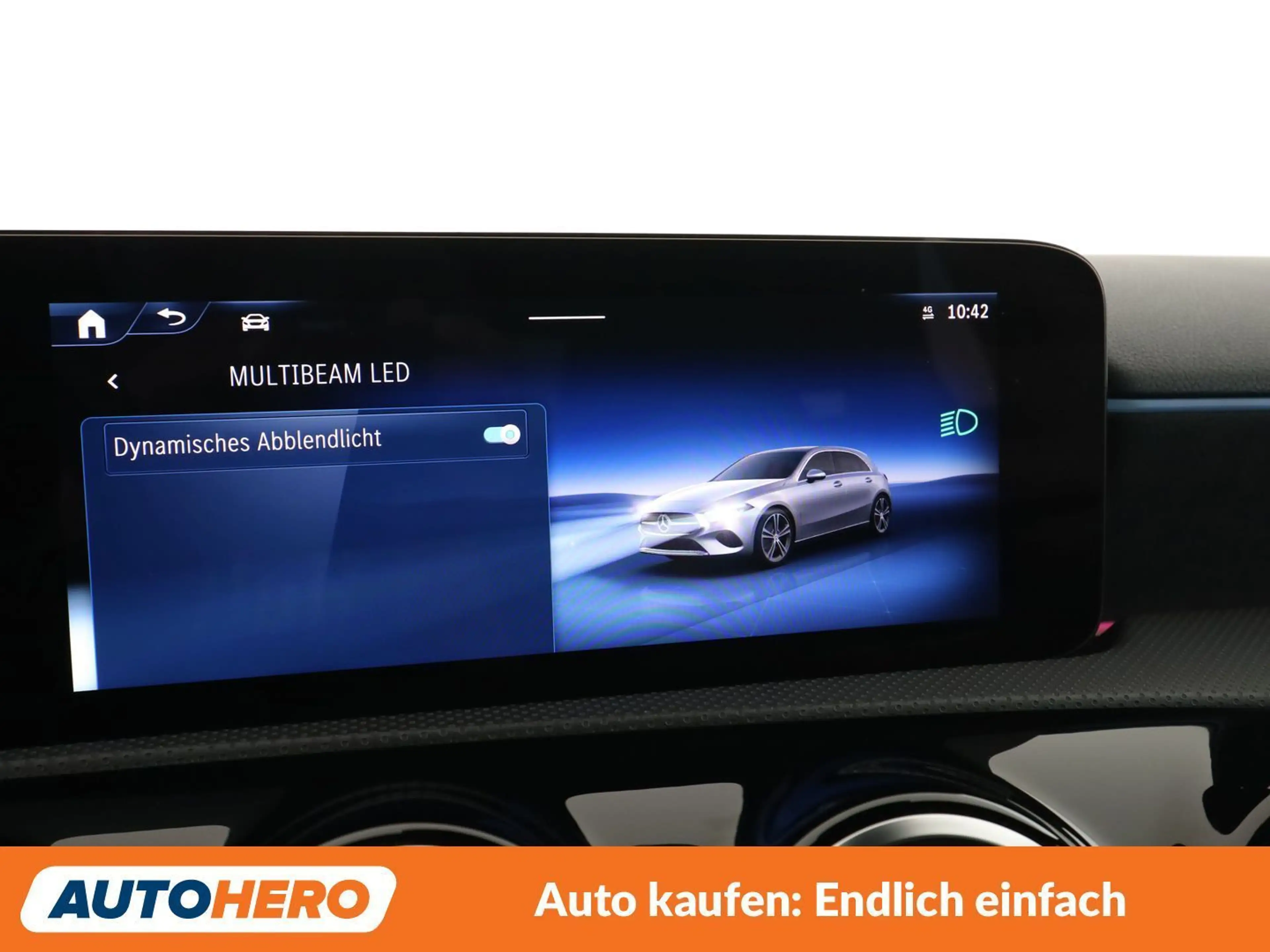 Mercedes-Benz A 200 A 200 d AMG Line — photo 25
