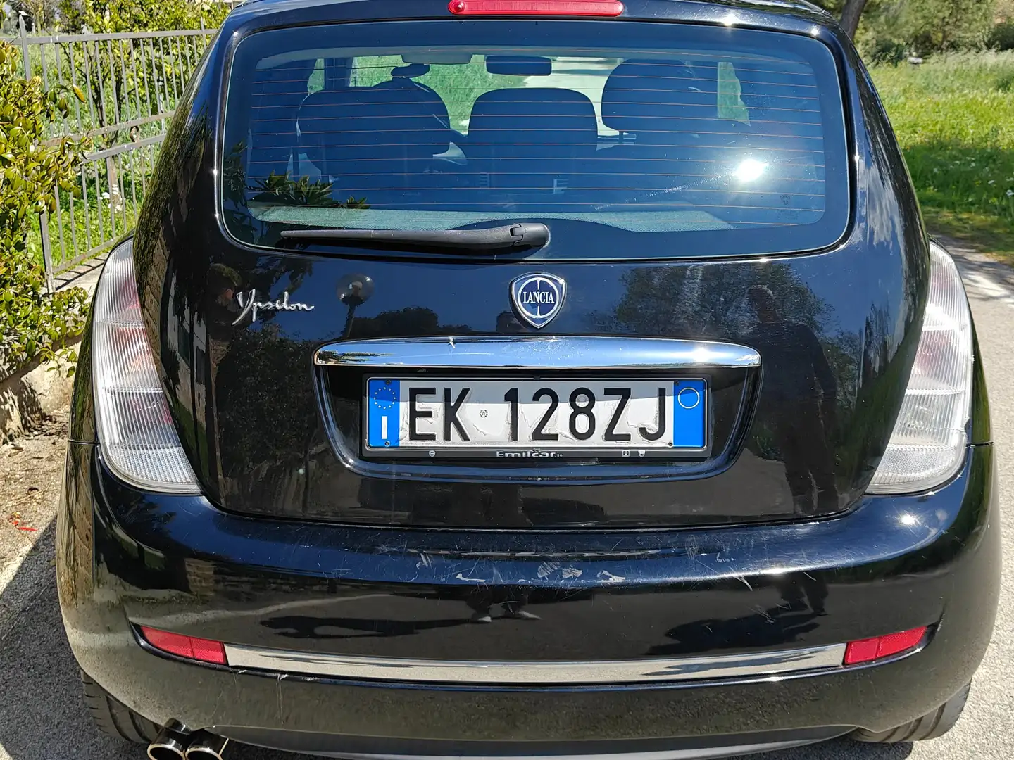 Lancia Ypsilon Ypsilon+1.3+mjt+16v+Unyca Noir - 1