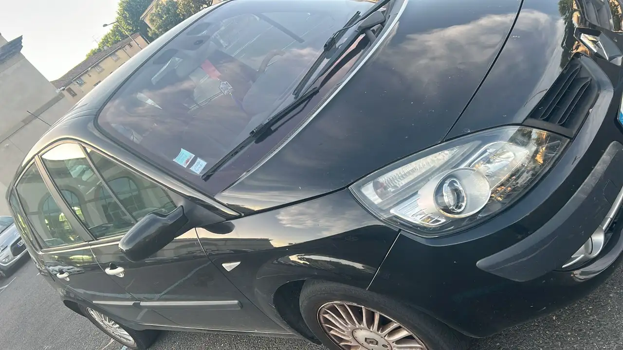 Renault Scenic III dCi 130 FAP Jade Euro 5