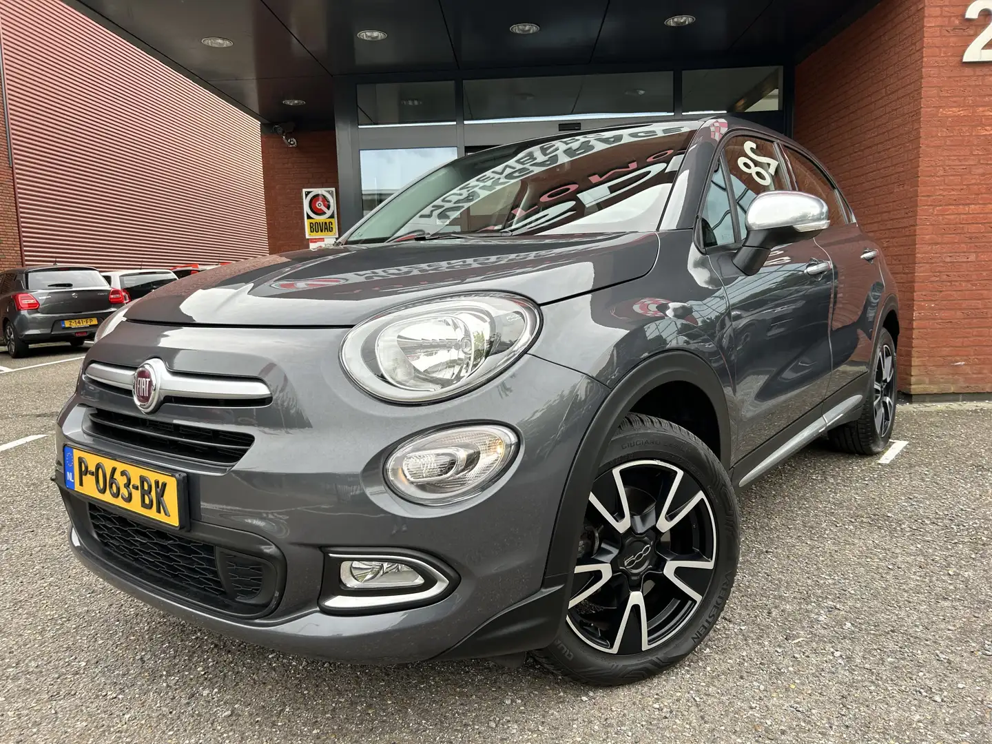 Fiat 500X 1.6 PopStar // NAVI // CLIMA // CRUISE // TREKHAAK Grijs - 2