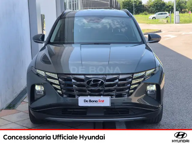 Hyundai Tucson view 2