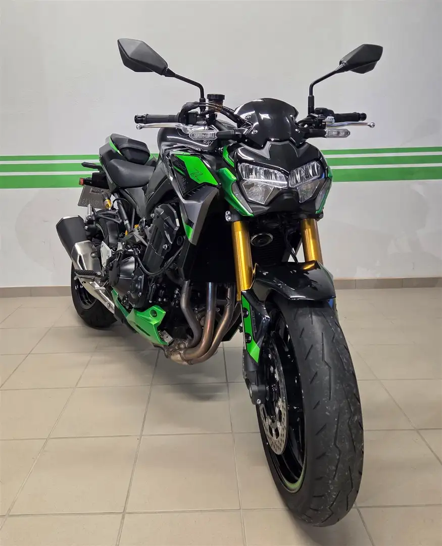 Kawasaki Z 900 vom Kawasaki-Vertragspartner Augsburg Schwarz - 2