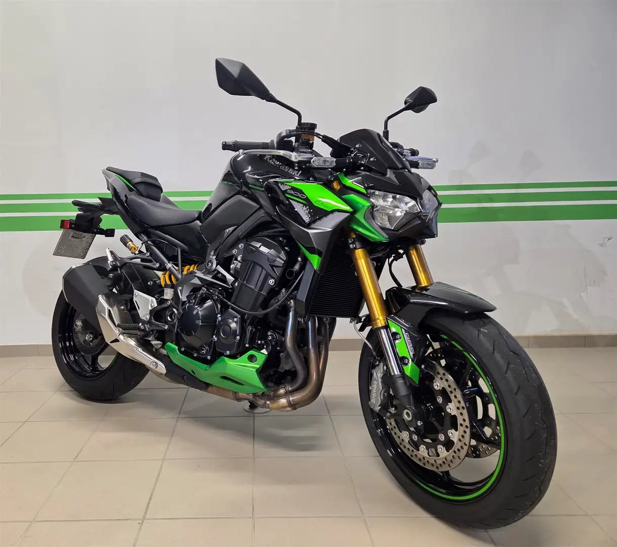 Kawasaki Z 900 vom Kawasaki-Vertragspartner Augsburg Schwarz - 1