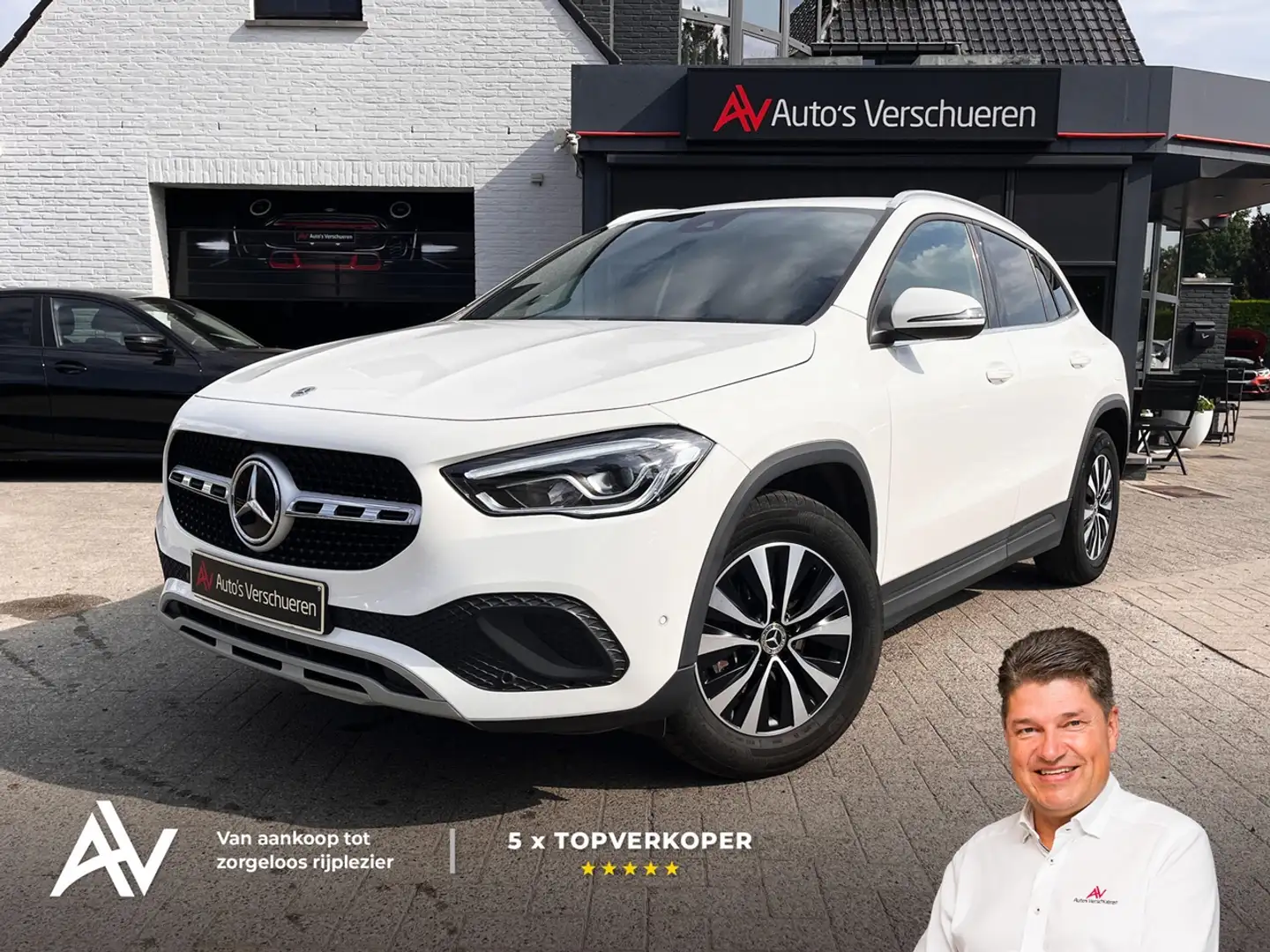 Mercedes-Benz GLA 180 Business Solution 7G-DCT ** Widescreen | Camera... Bílá - 1