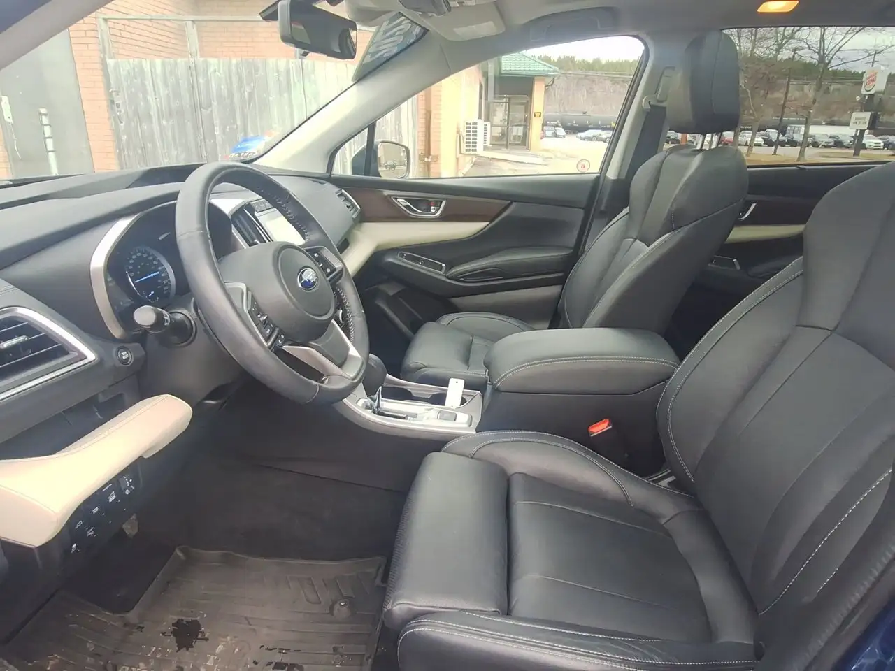 Subaru Ascent снимка Subaru Ascent
