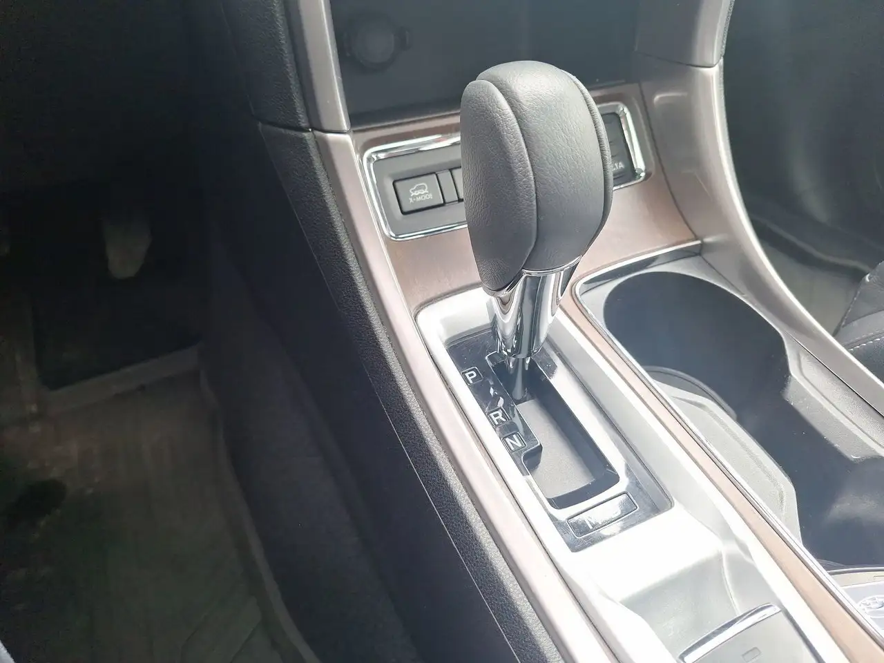 Subaru Ascent снимка Subaru Ascent