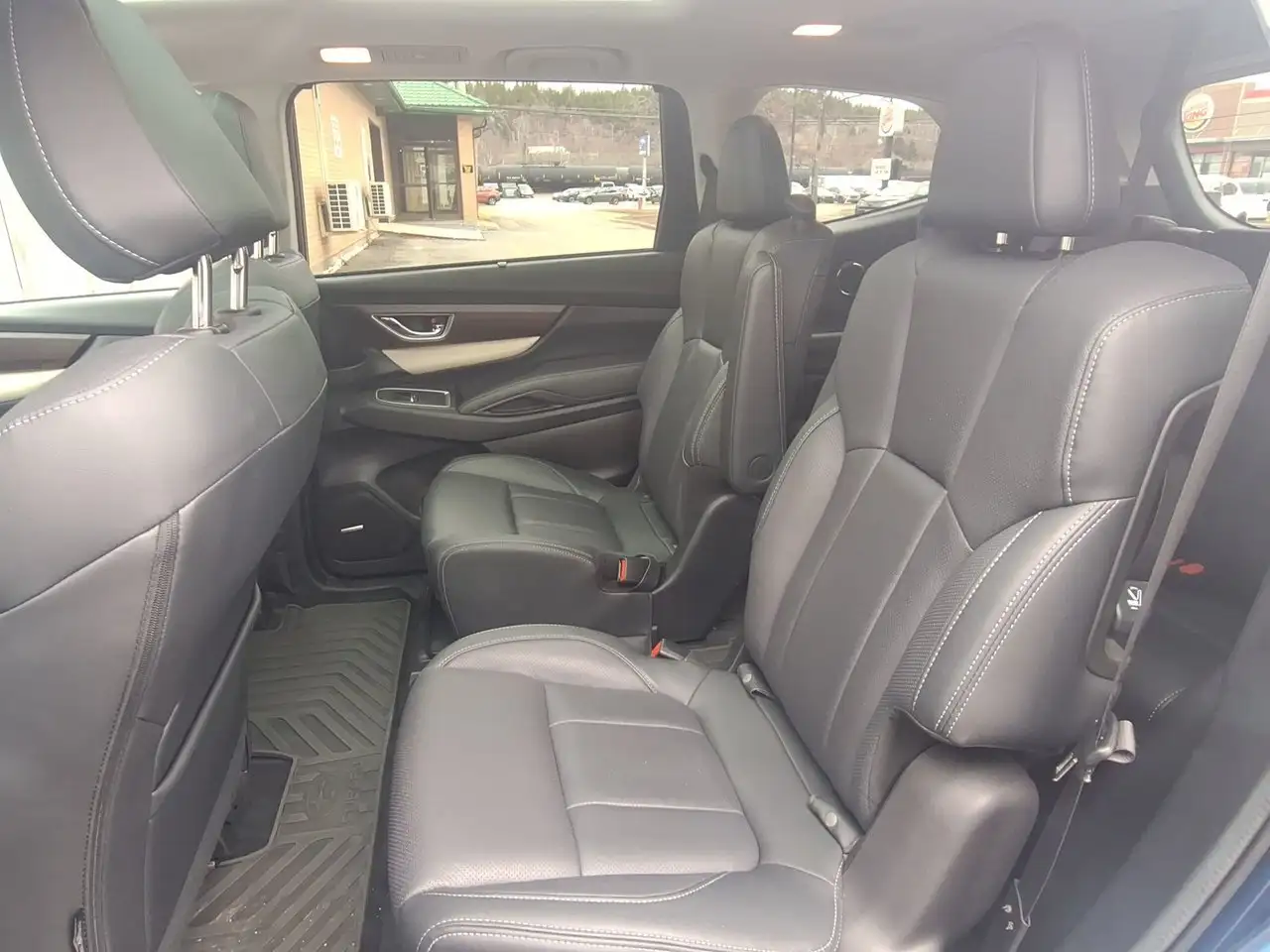 Subaru Ascent снимка Subaru Ascent