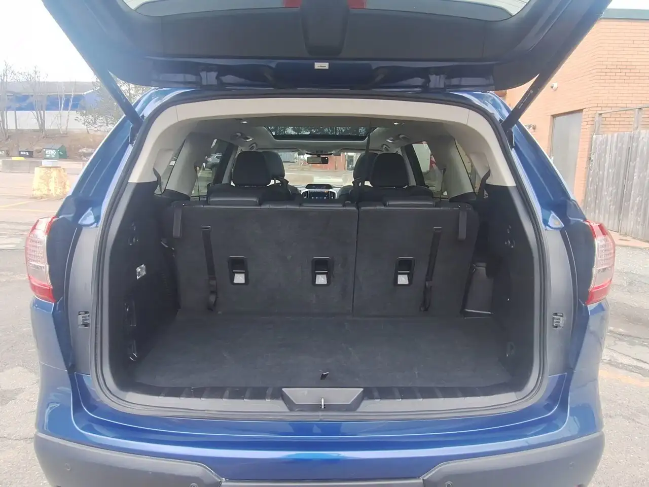Subaru Ascent снимка Subaru Ascent