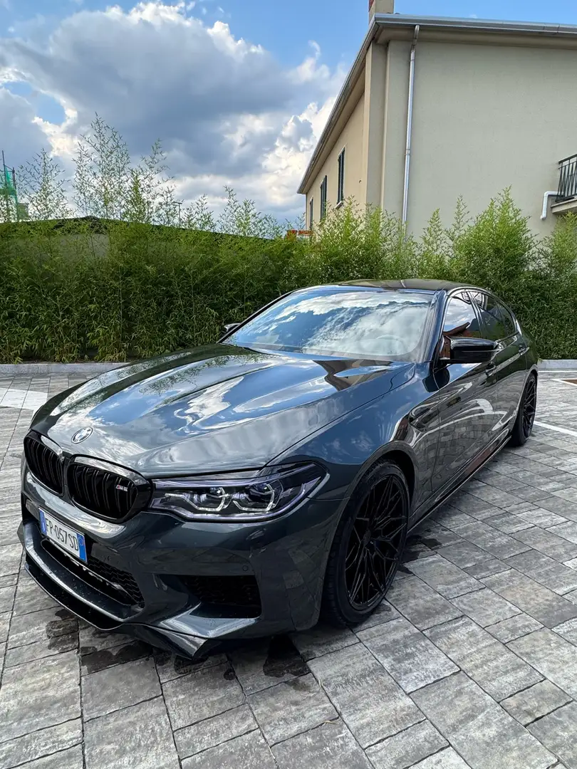 BMW M5 4.4 V8 600cv auto my18 Grigio - 2