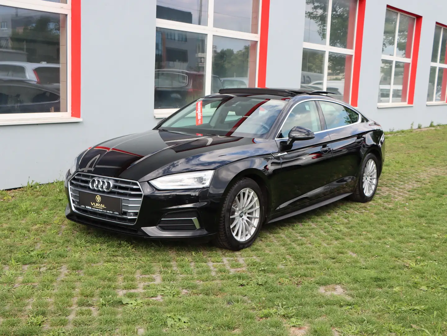 Audi A5 2.0 TDI Sport S-tronic | PANORAMA | LEDER | 1.Besi Noir - 2