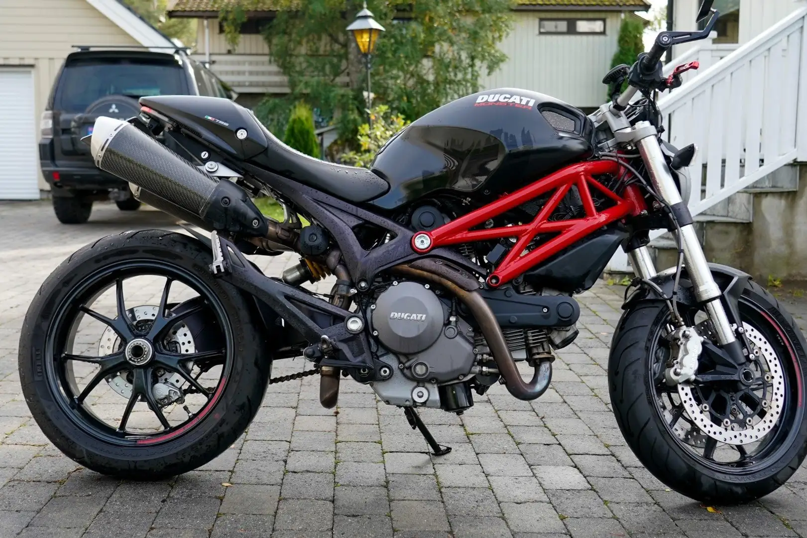 Ducati Monster 796 Negru - 2