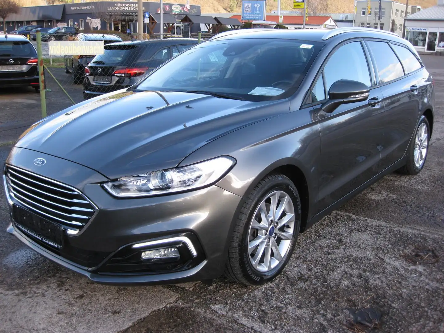 Ford Mondeo Turnier**adaptives Fahrwerk** Grau - 1
