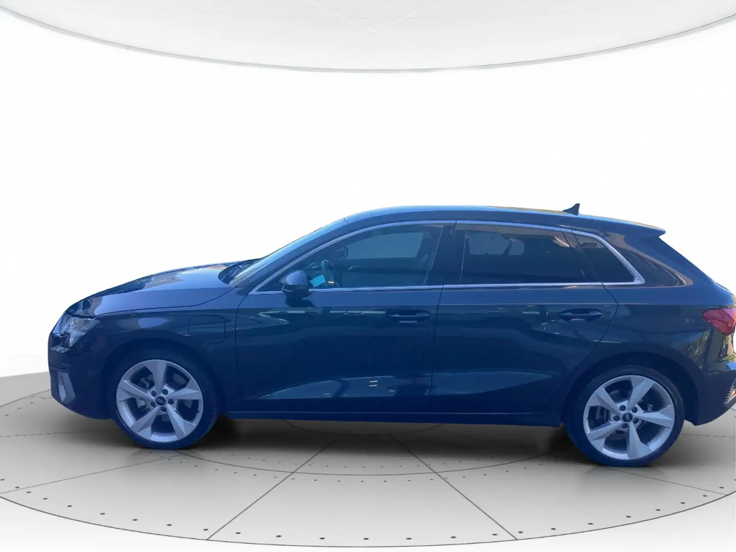 Audi A3 Sportback 40 1.4 tfsi e Business Advanced s-tronic Grigio - 2