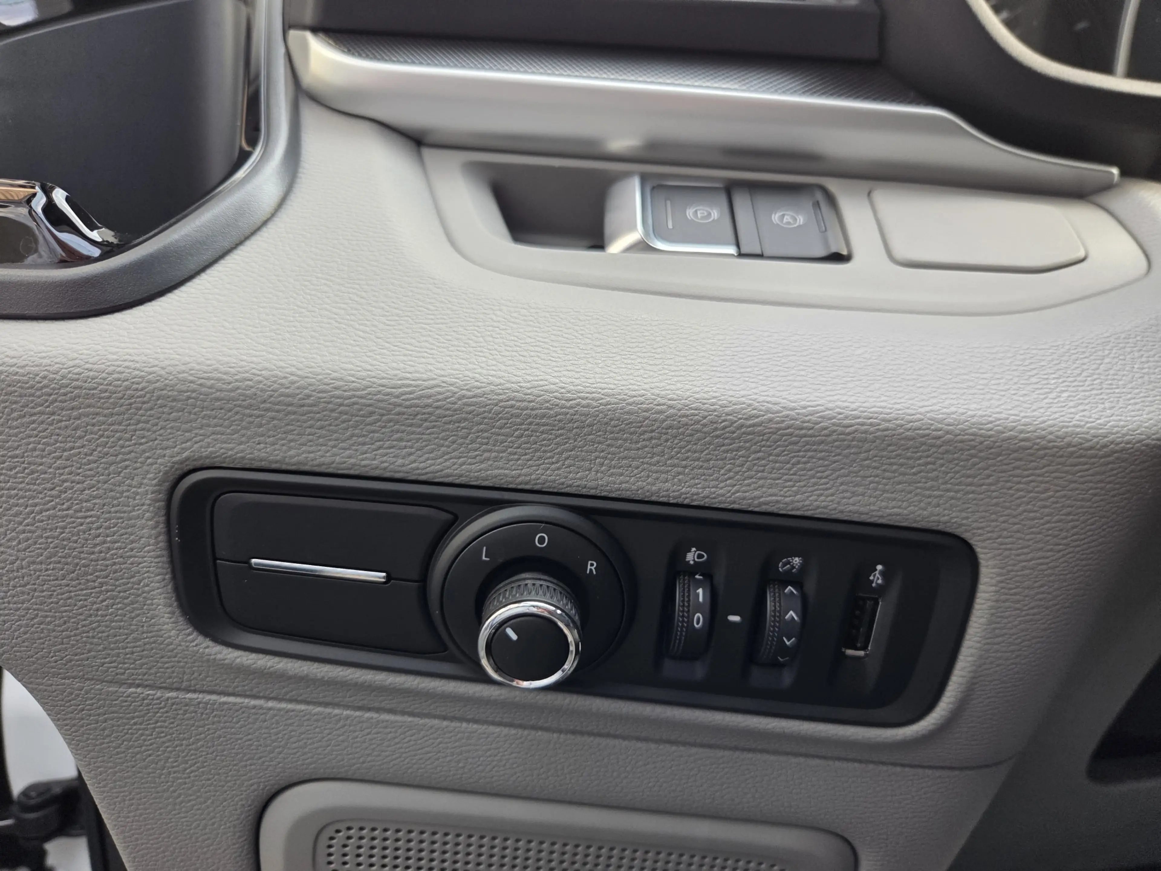 Maxus eDeliver 9 L3H3 72 kWh Airco Achteruitrijcamera PDC Stoelverw — photo 17