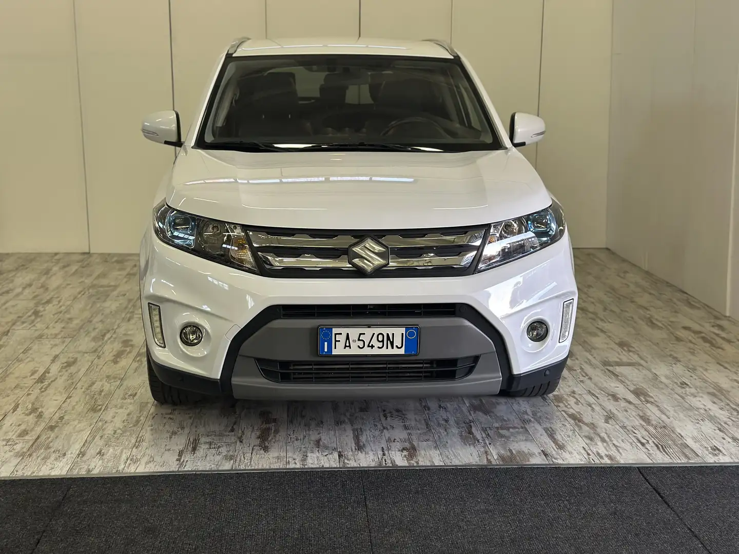 Suzuki Vitara 1.6 ddis V-Top s&s 2wd Blanc - 2