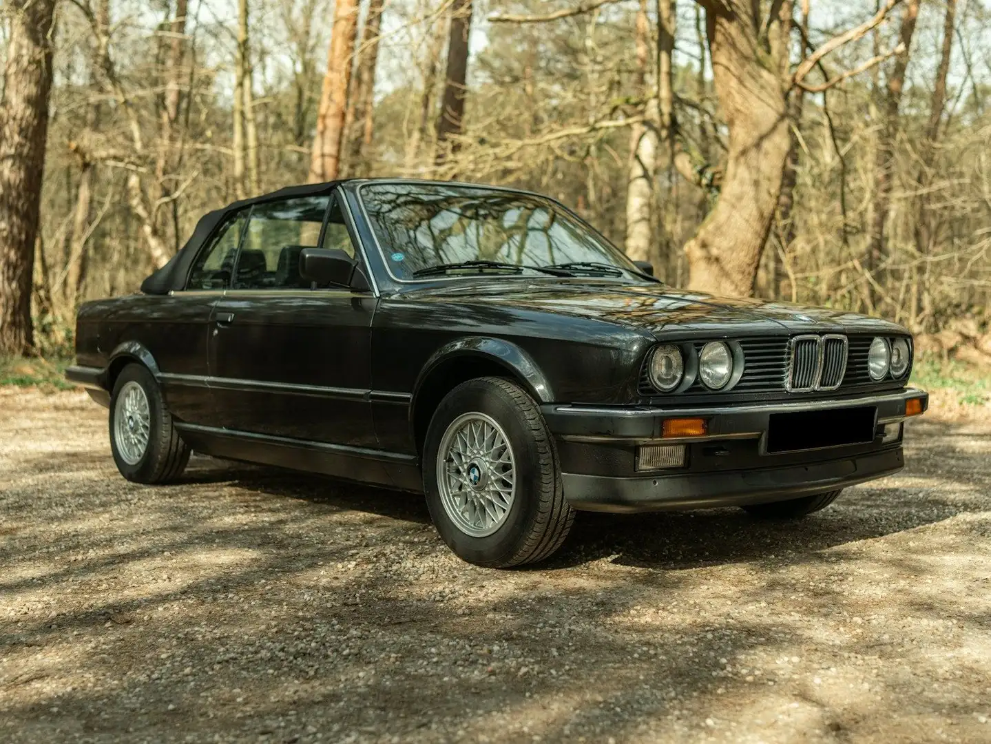 BMW 320 i Convertible E30 Чорний - 2