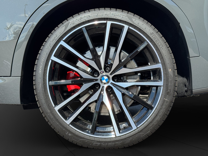 BMW X5 xDrive50e M Sportpaket B&W Surround DAB LED — photo 10