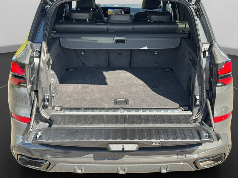 BMW X5 xDrive50e M Sportpaket B&W Surround DAB LED — photo 14